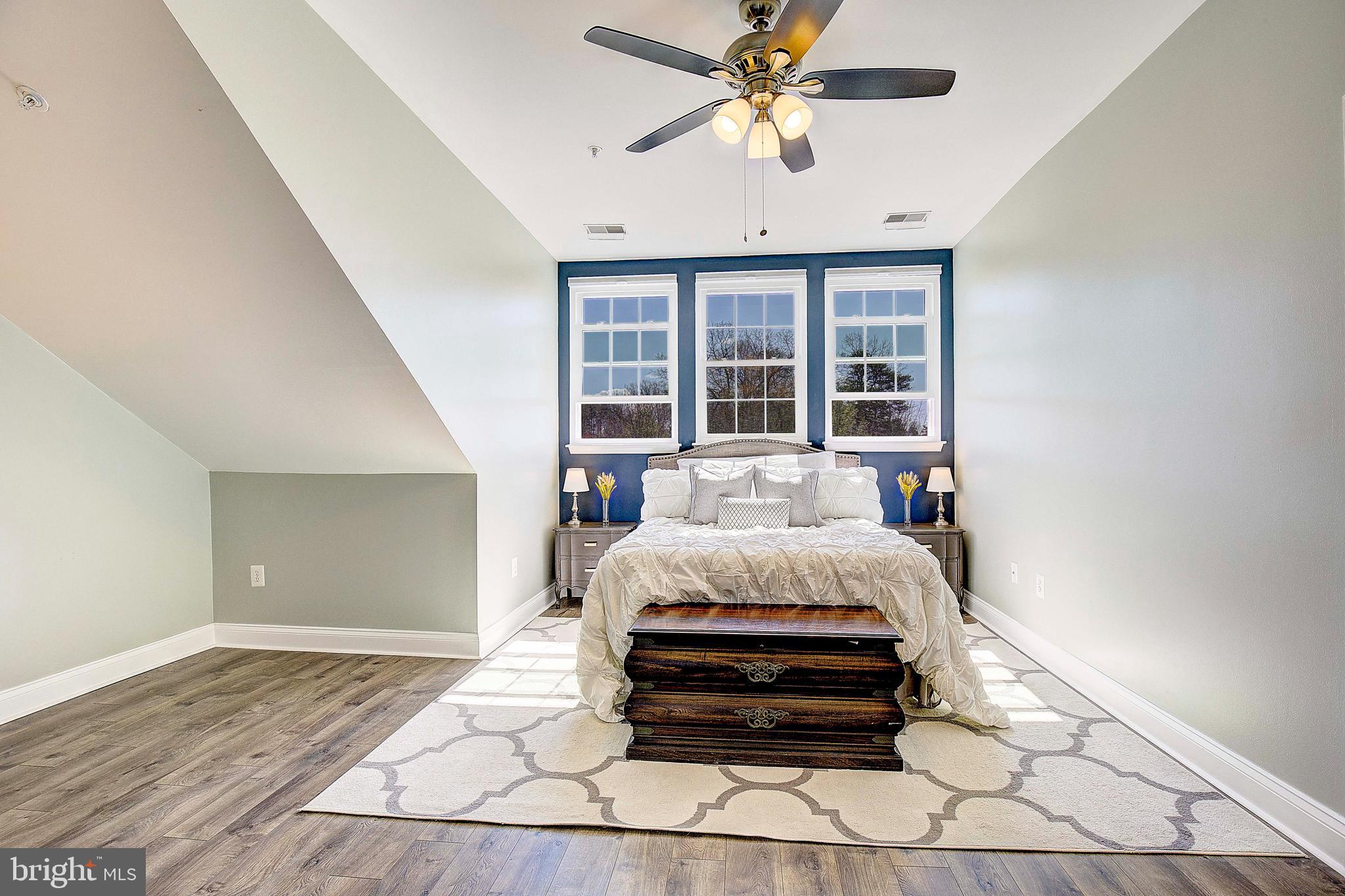 PINEY ORCHARD - Residential