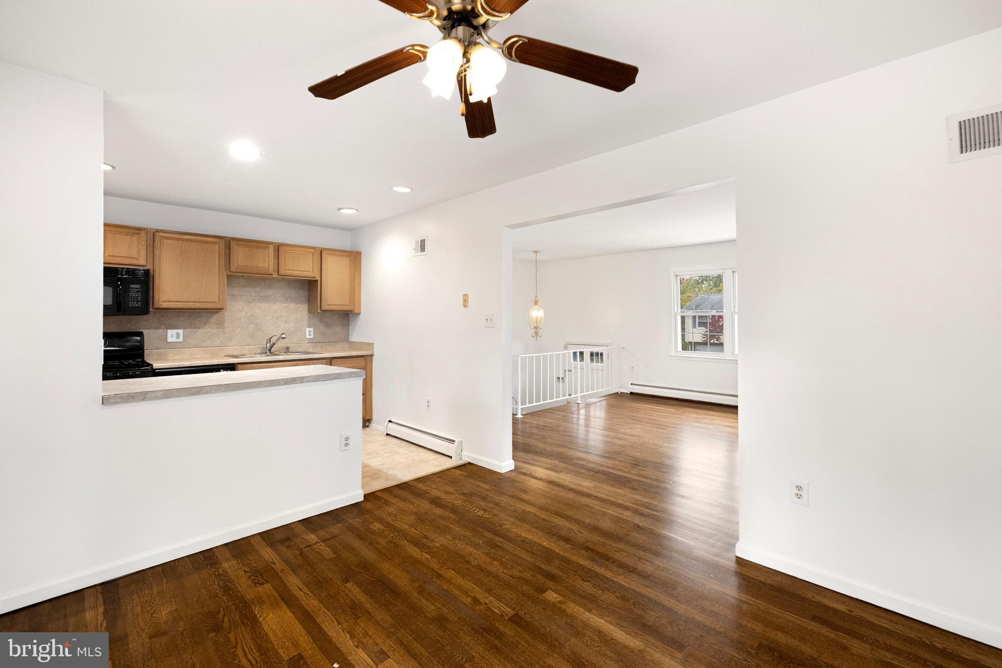 DALE CITY - Residential