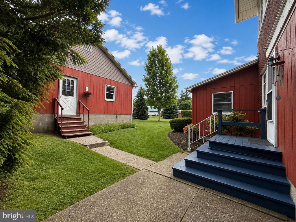 Photo of 52 Birch St, KANE, PA 16735 (MLS # PAMK2000126)