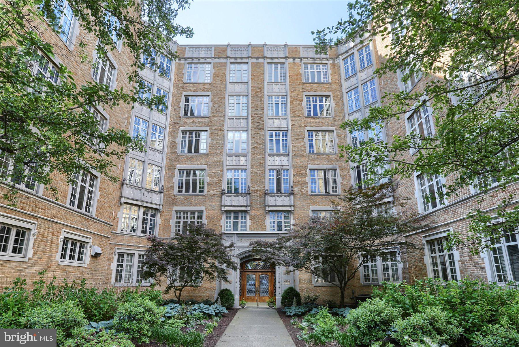 1525 N FRONT STREET 307