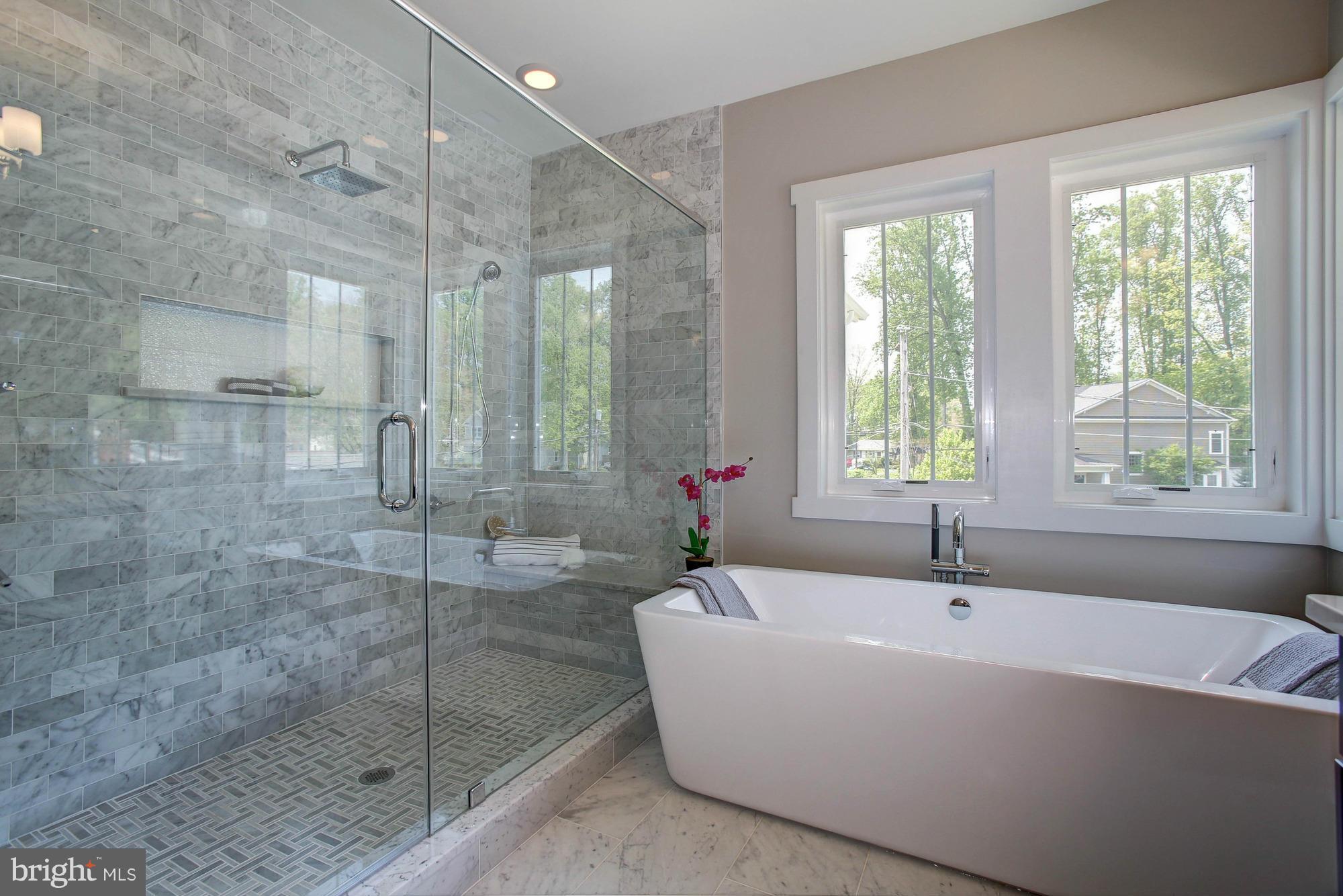 VIENNA WOODS - Residential