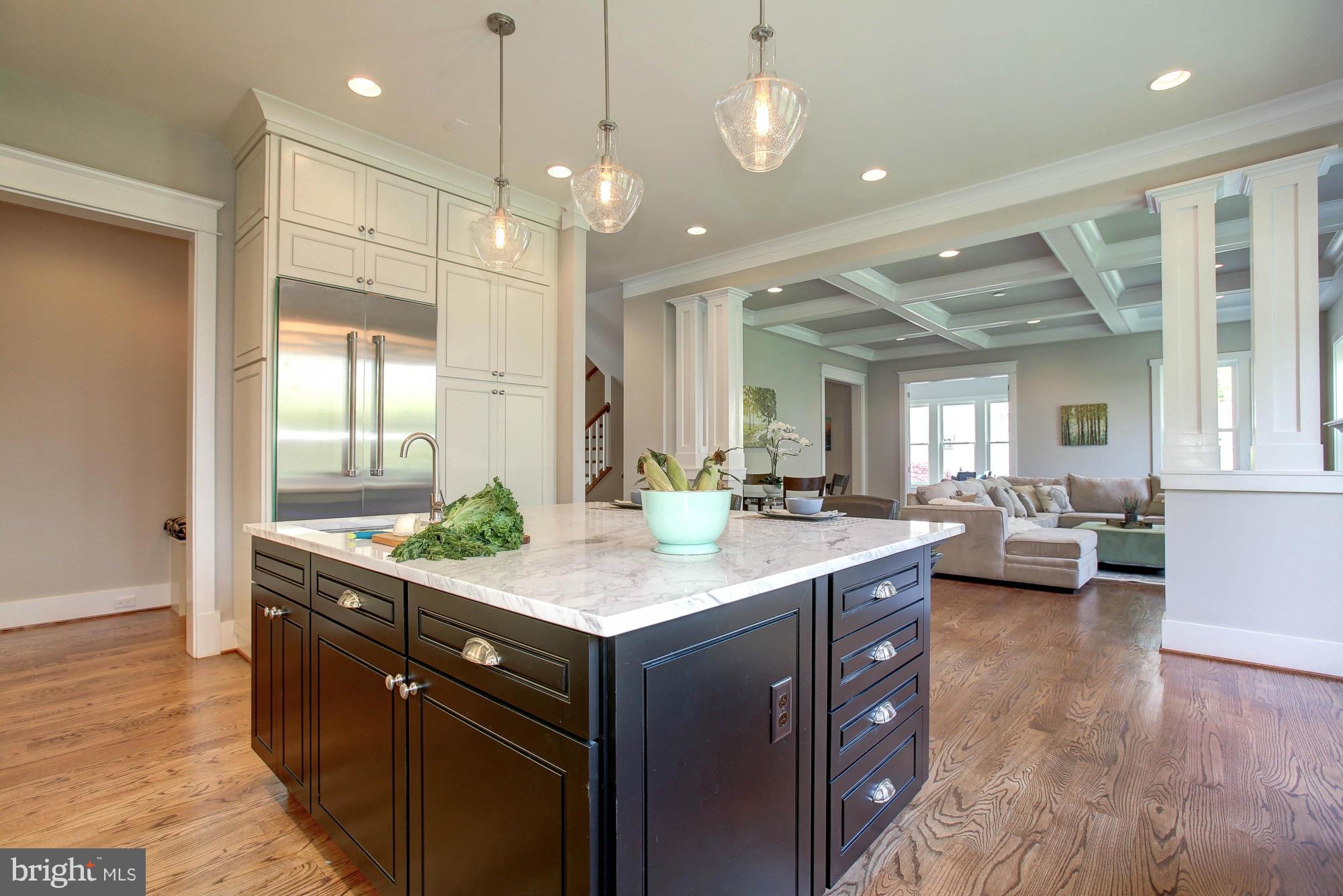 VIENNA WOODS - Residential