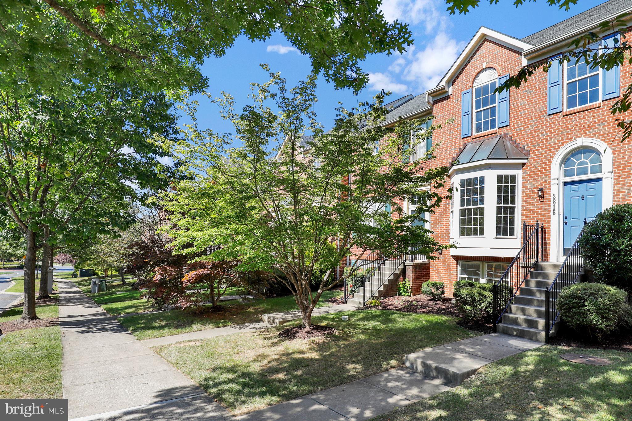 VILLAGES OF URBANA - Residential