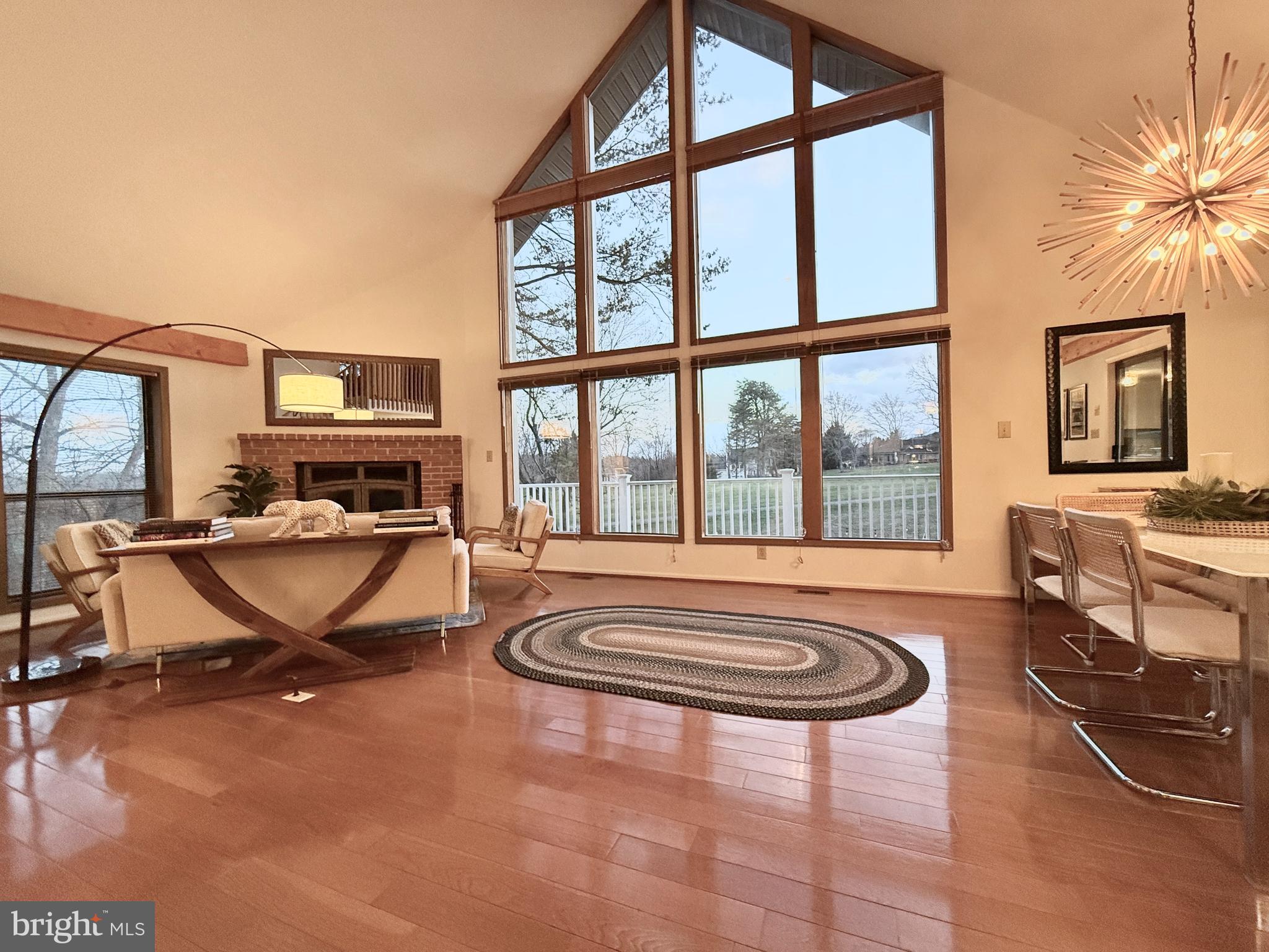 THE WOODS - Residential