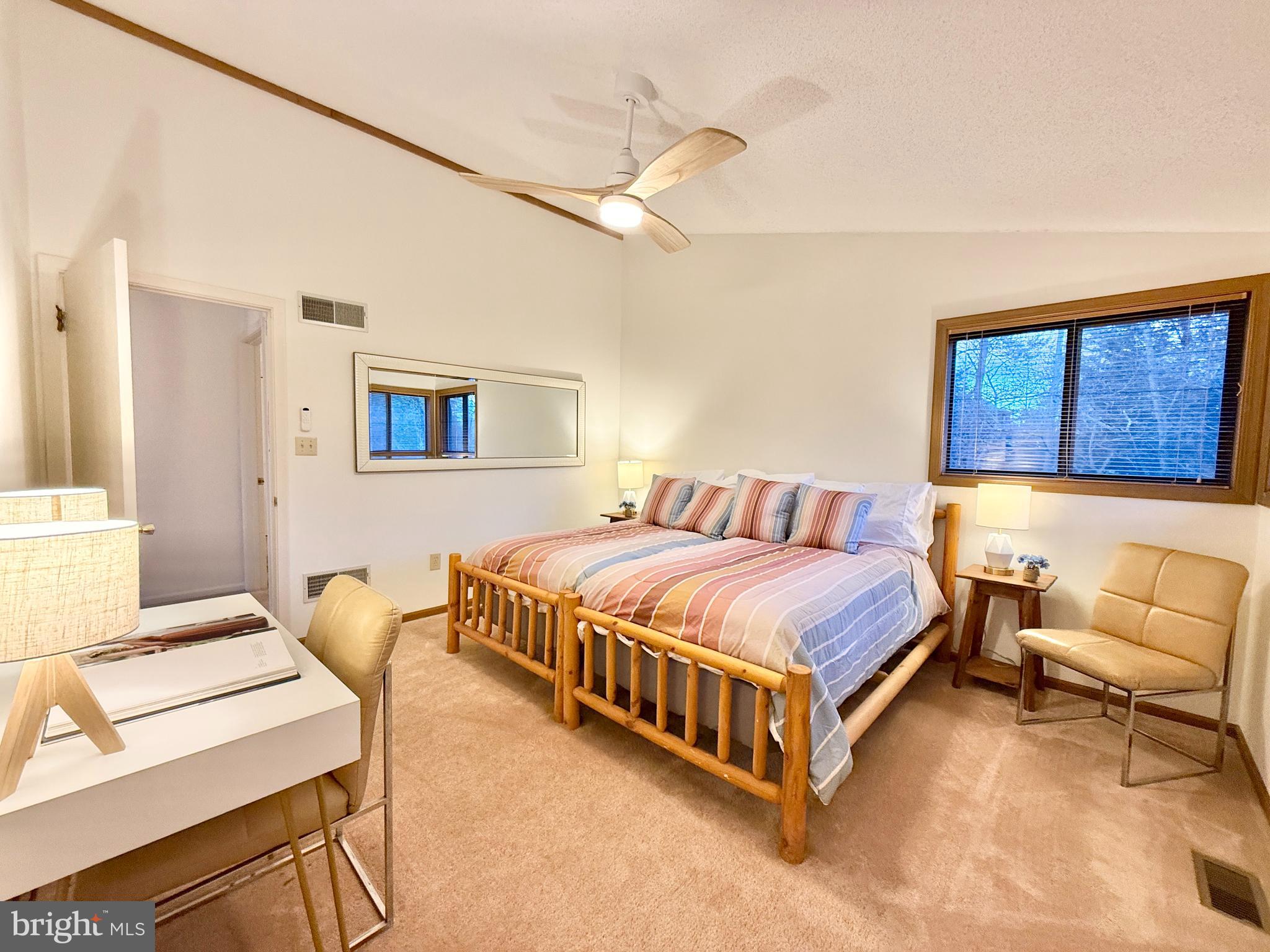 THE WOODS - Residential