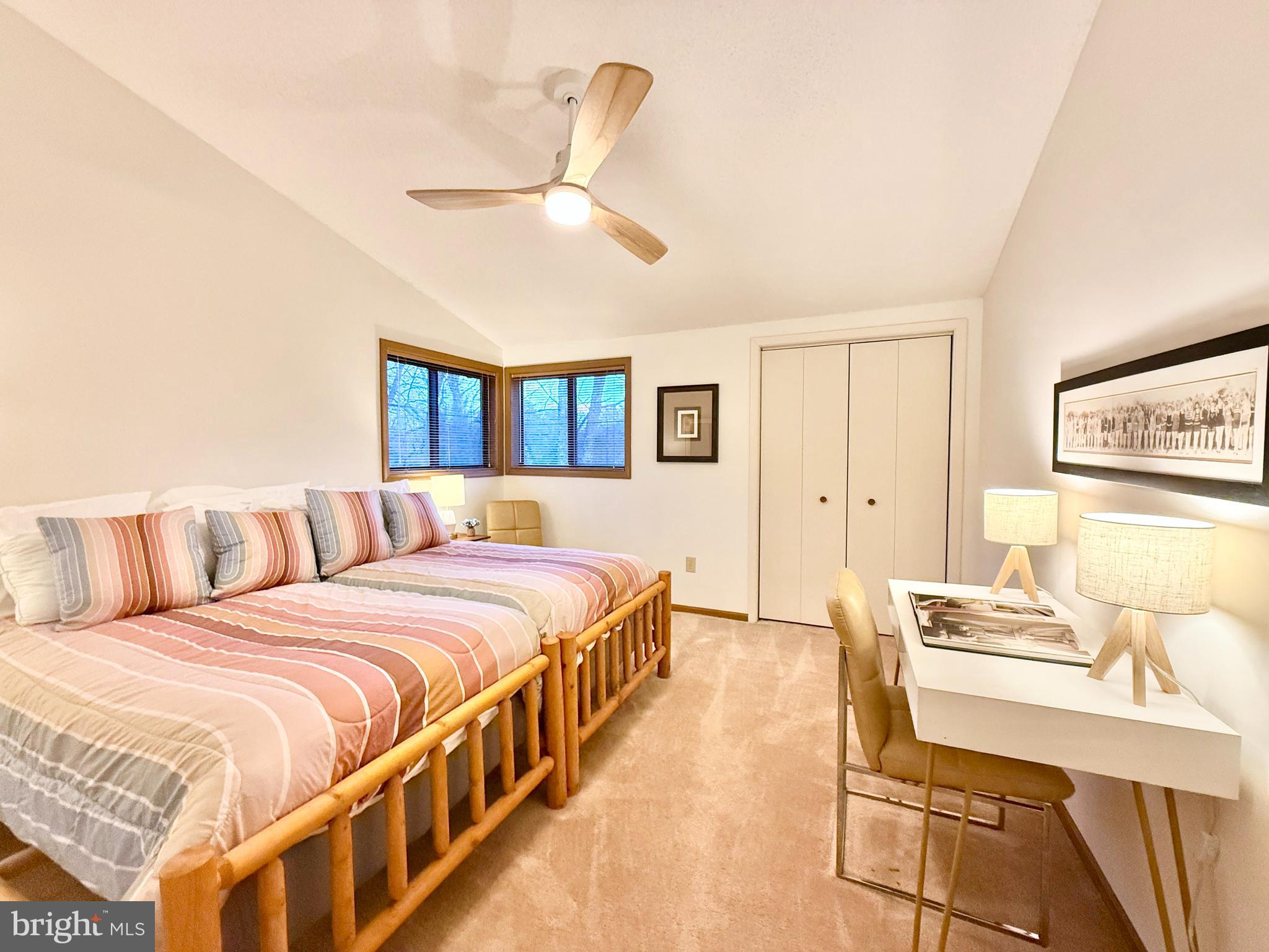 THE WOODS - Residential