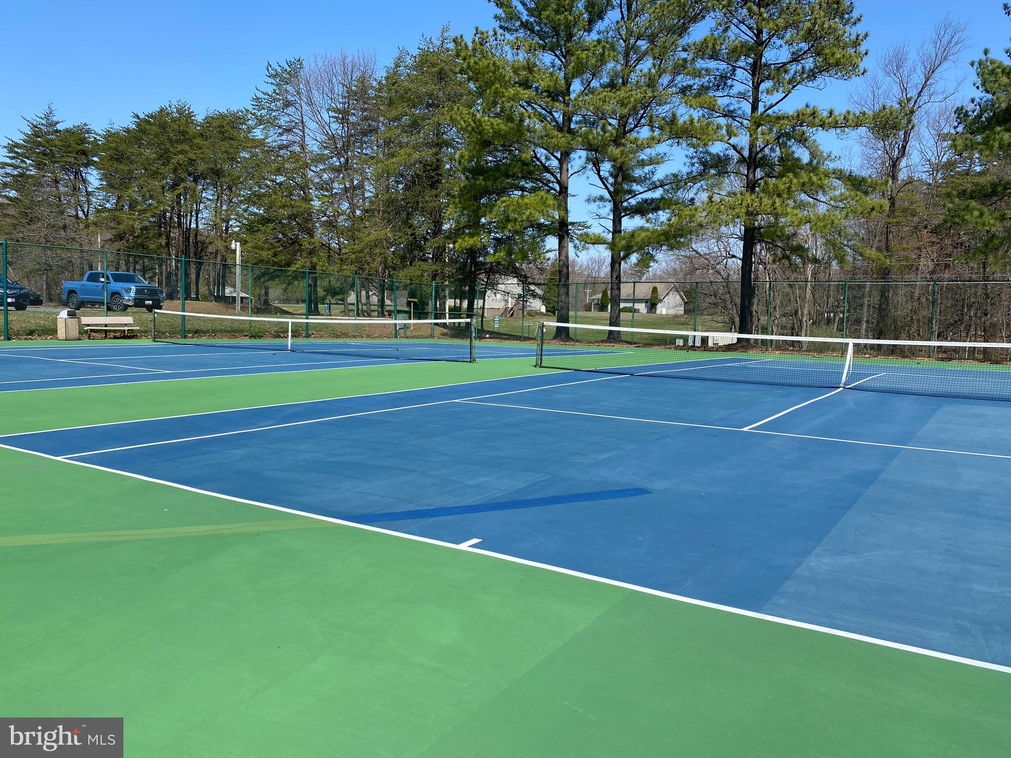 THE WOODS - Residential