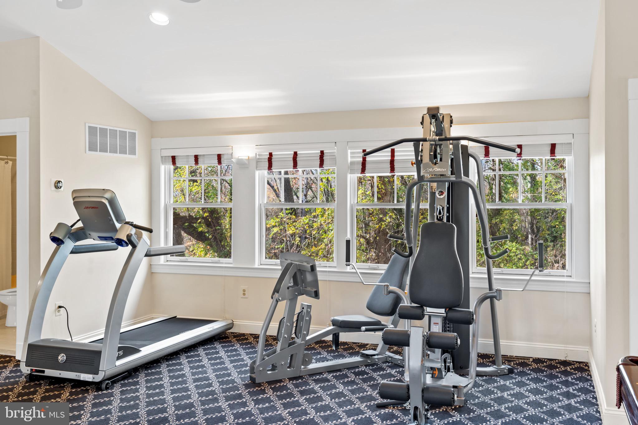 OWINGS MILLS - Residential