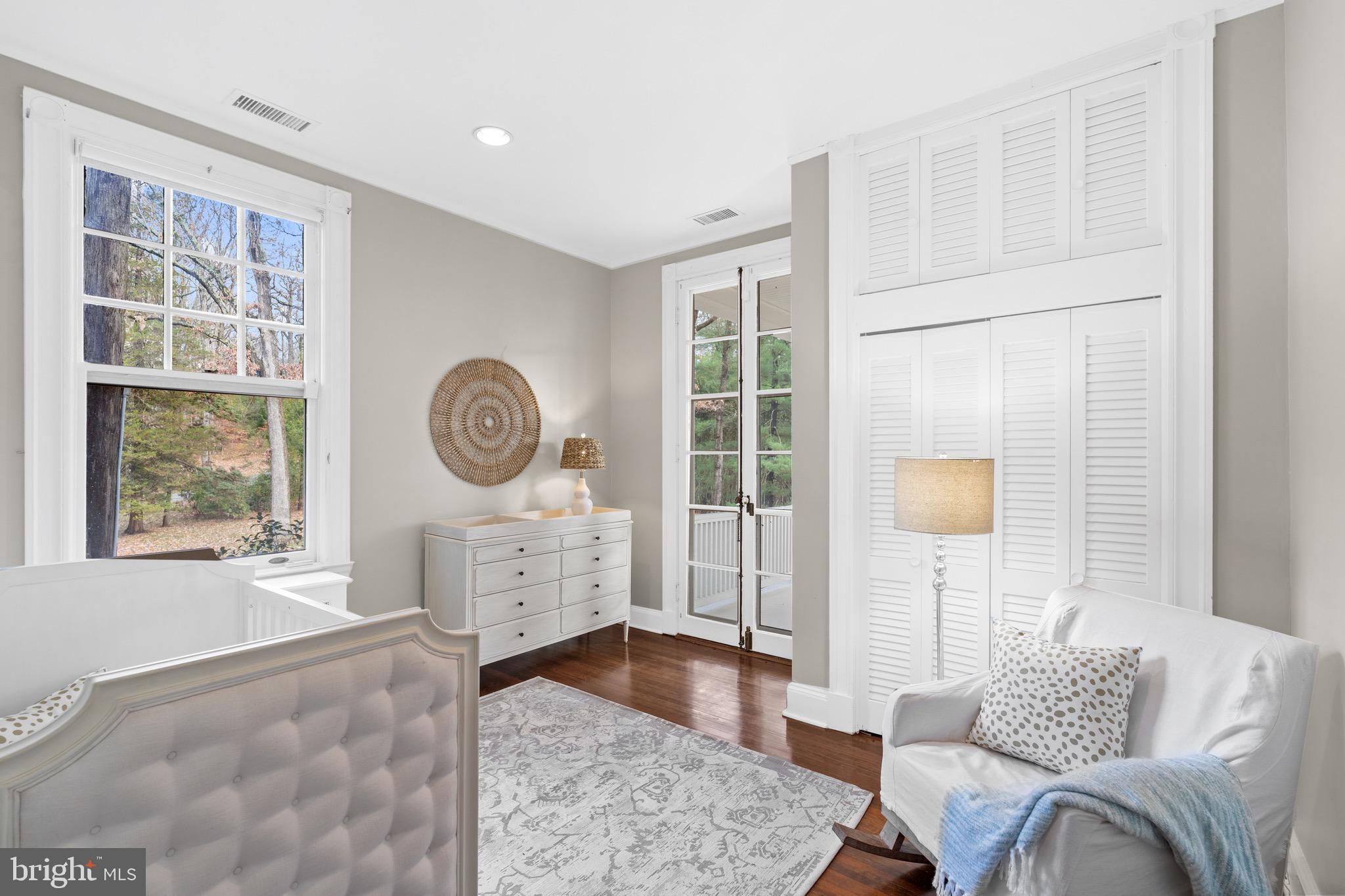 OWINGS MILLS - Residential