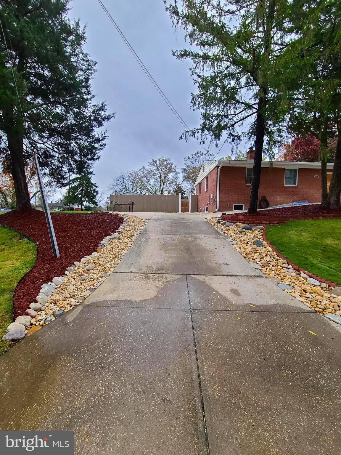 WEAVERS KNOLL - Residential