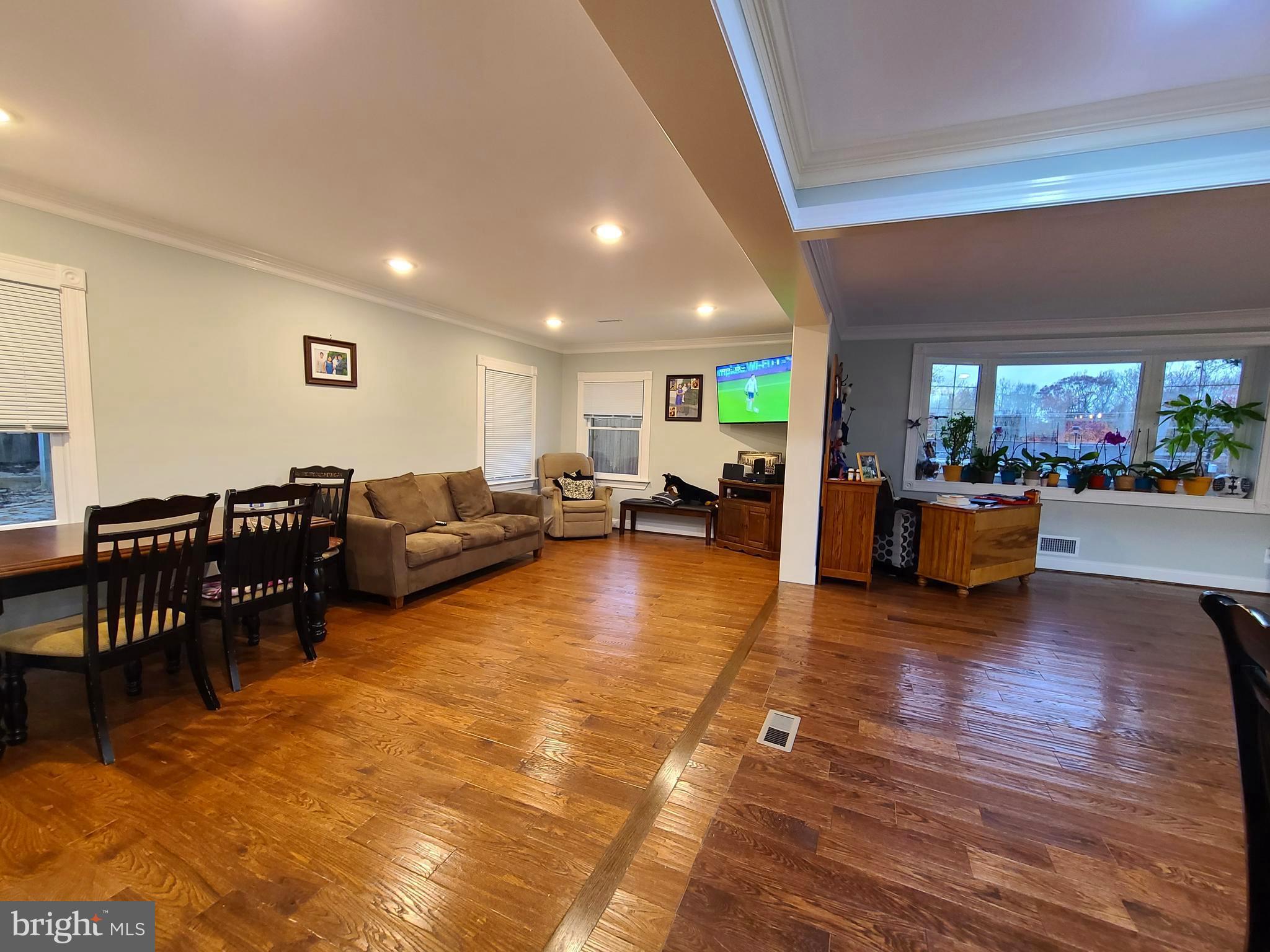 WEAVERS KNOLL - Residential