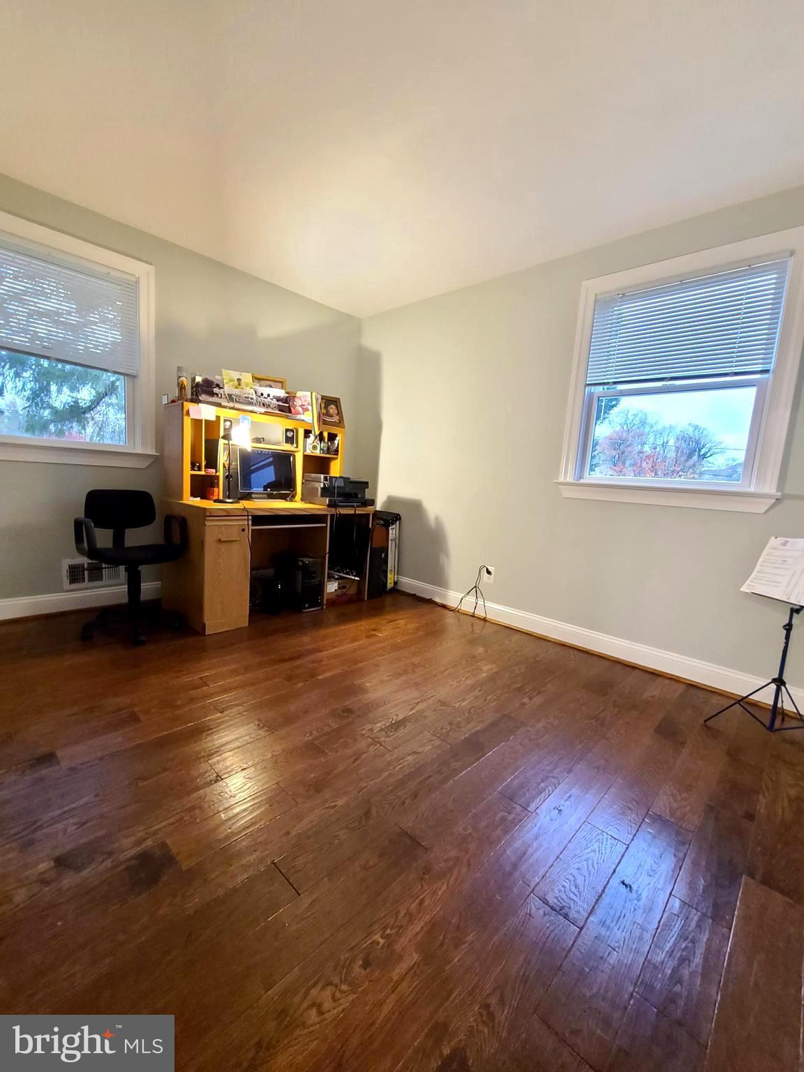 WEAVERS KNOLL - Residential