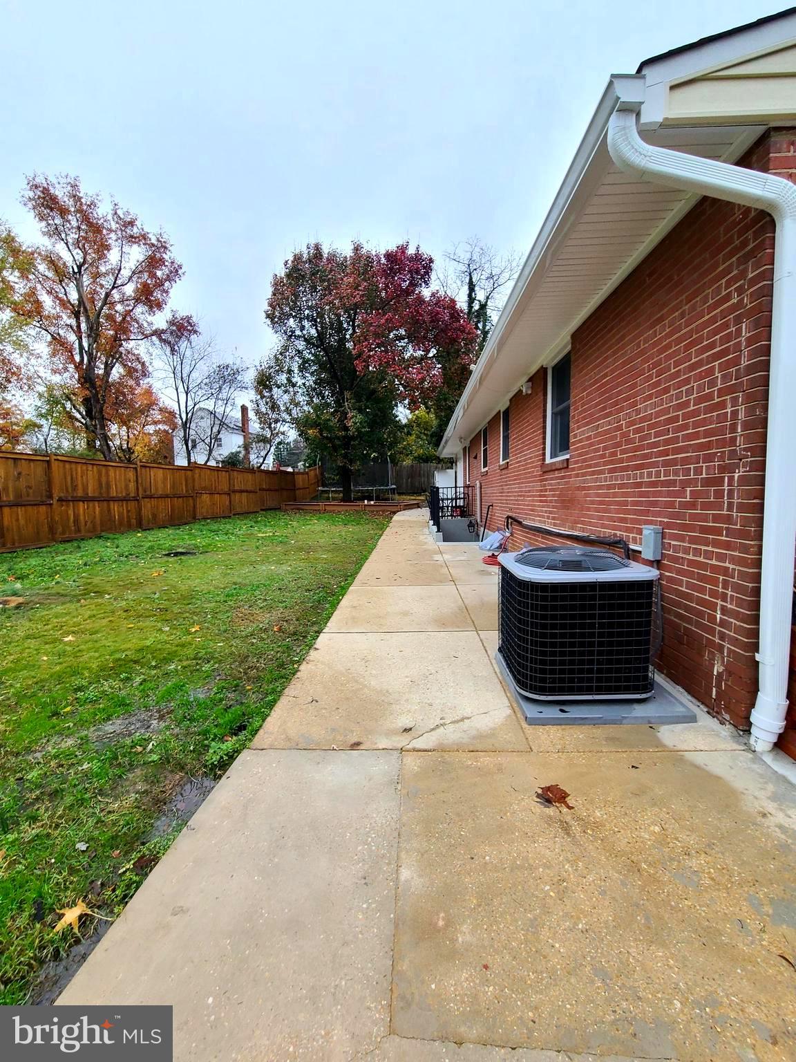 WEAVERS KNOLL - Residential