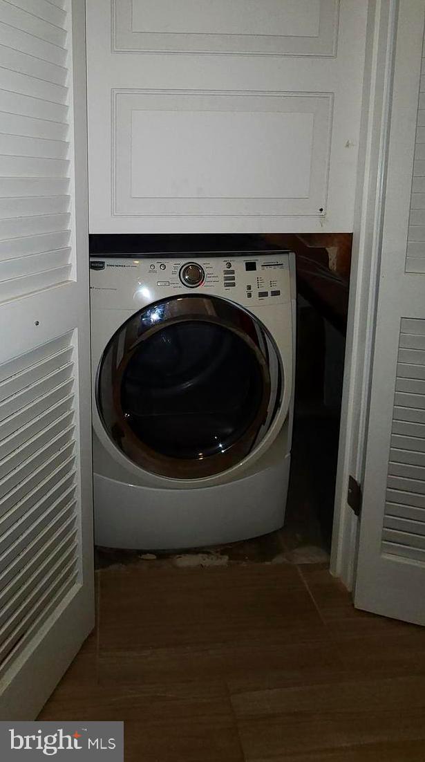 WEAVERS KNOLL - Residential