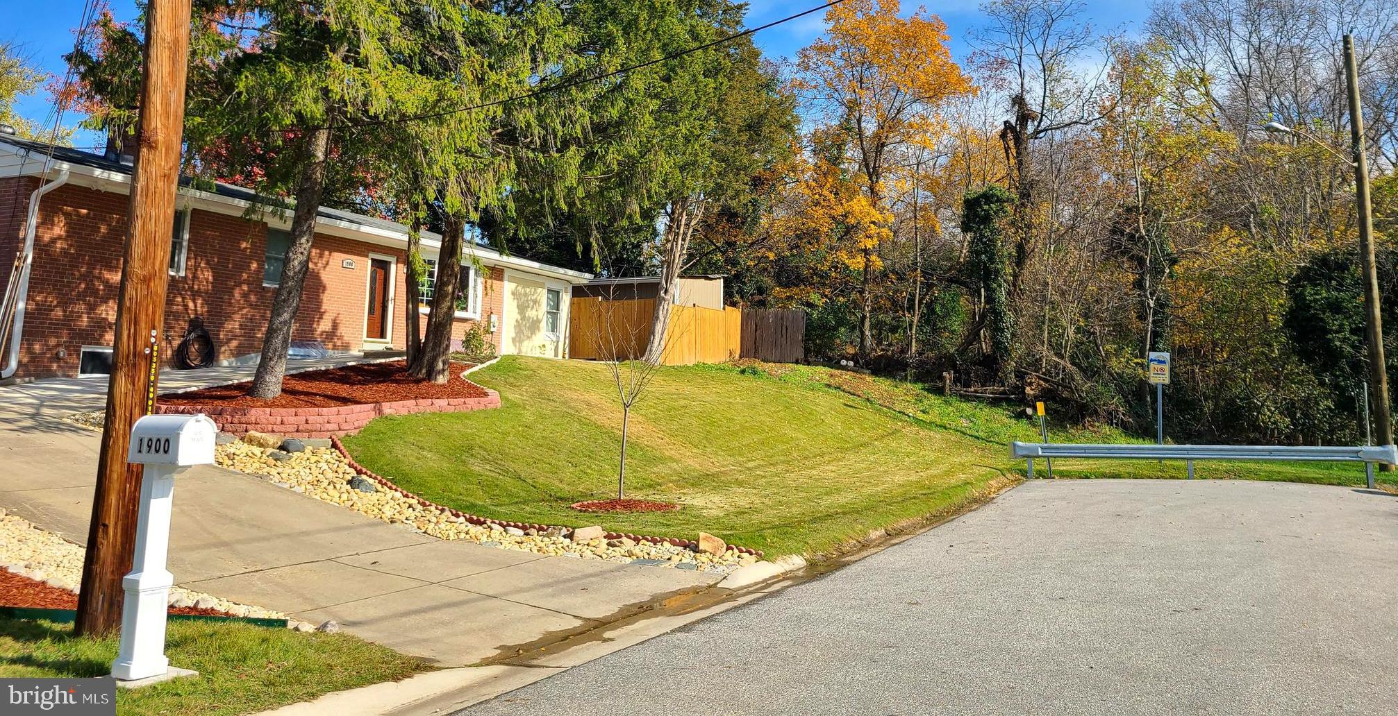 WEAVERS KNOLL - Residential