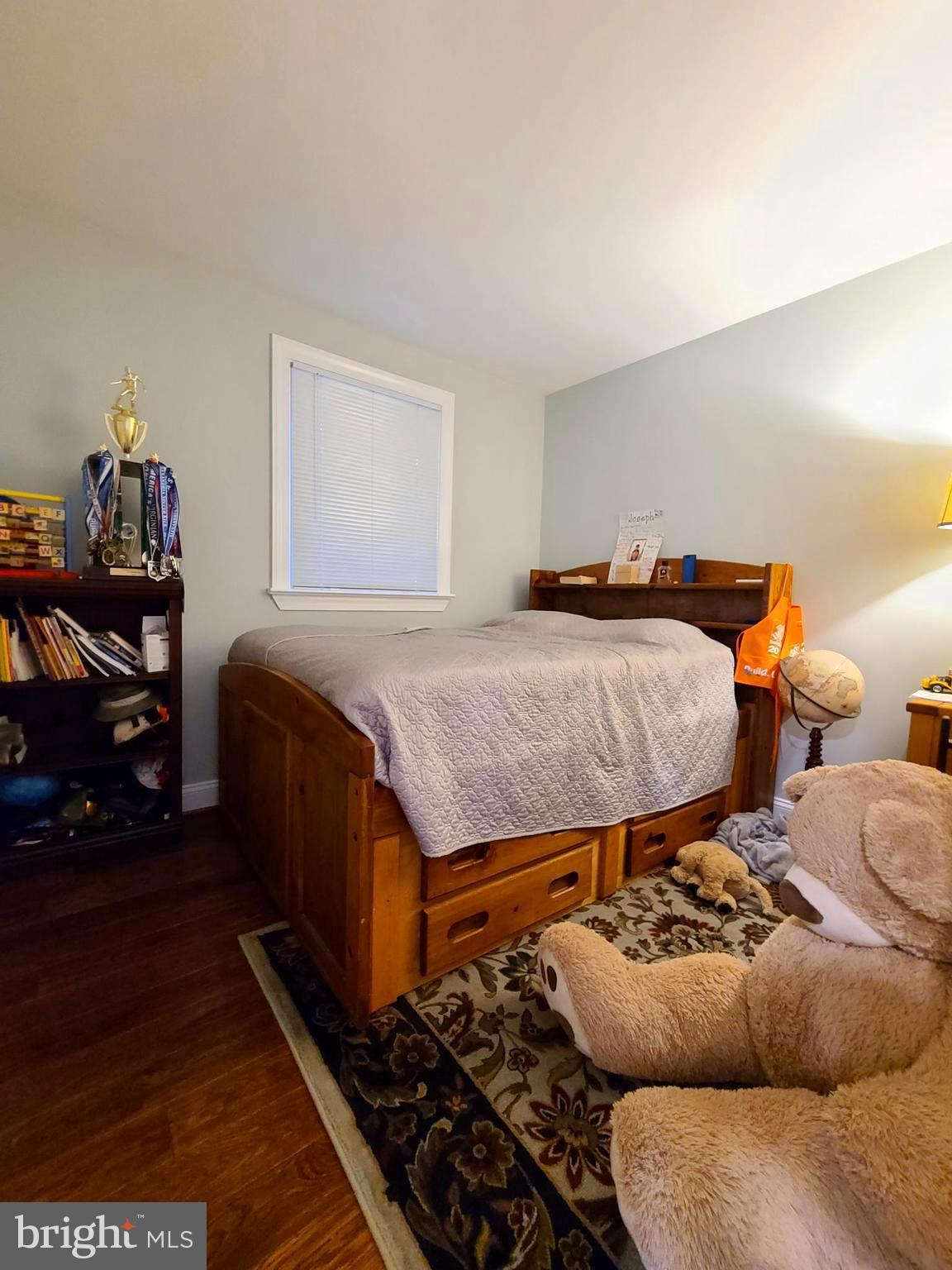 WEAVERS KNOLL - Residential