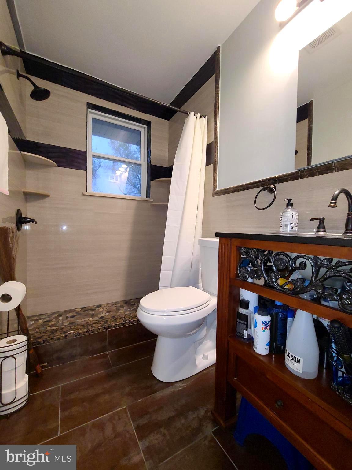 WEAVERS KNOLL - Residential