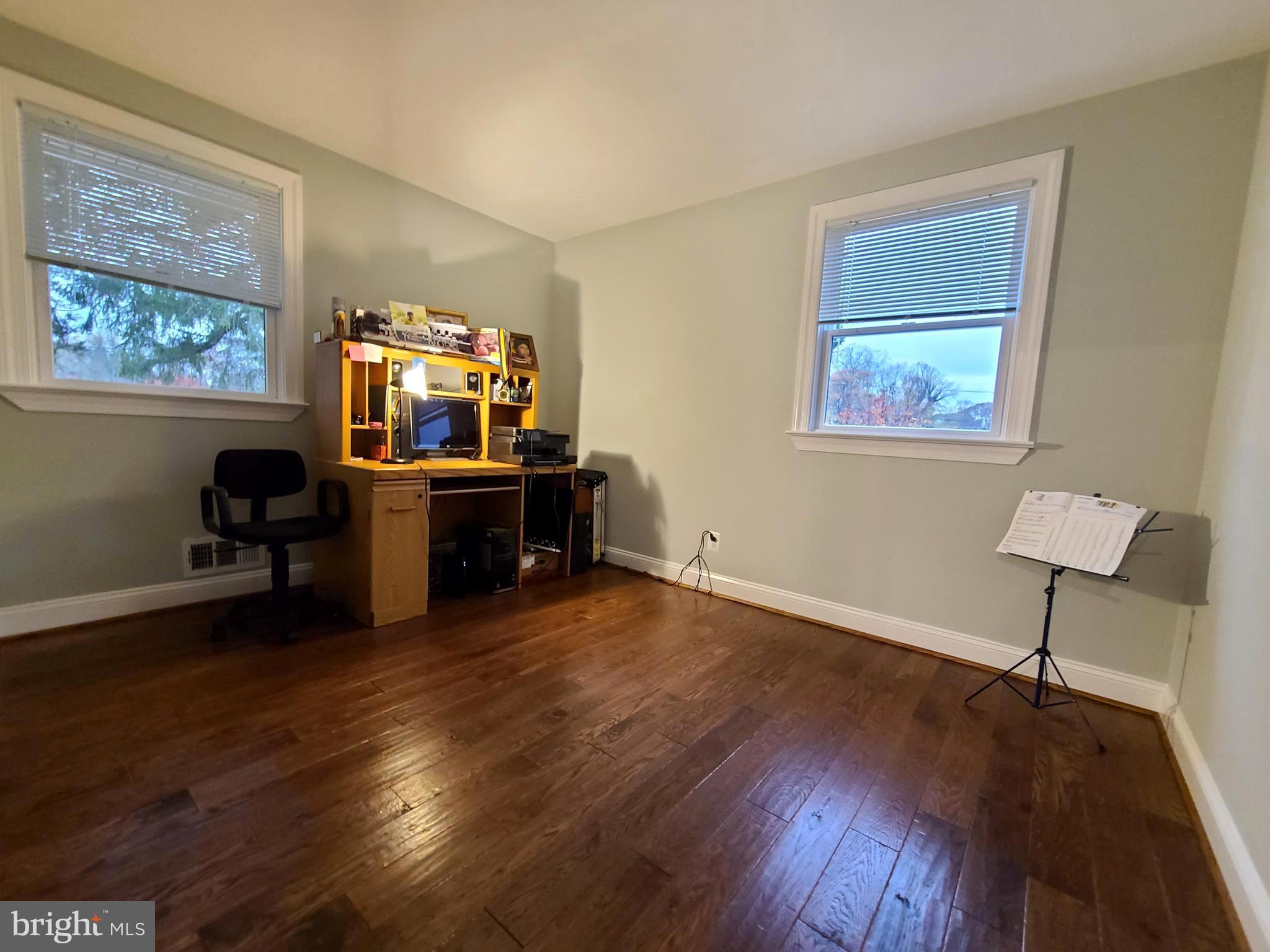 WEAVERS KNOLL - Residential