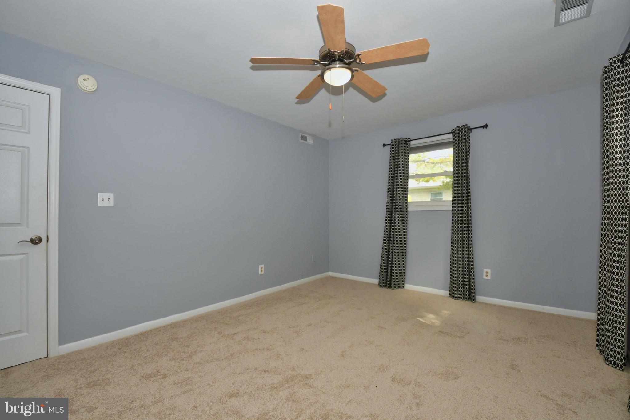 WARREN LODGE - Residential