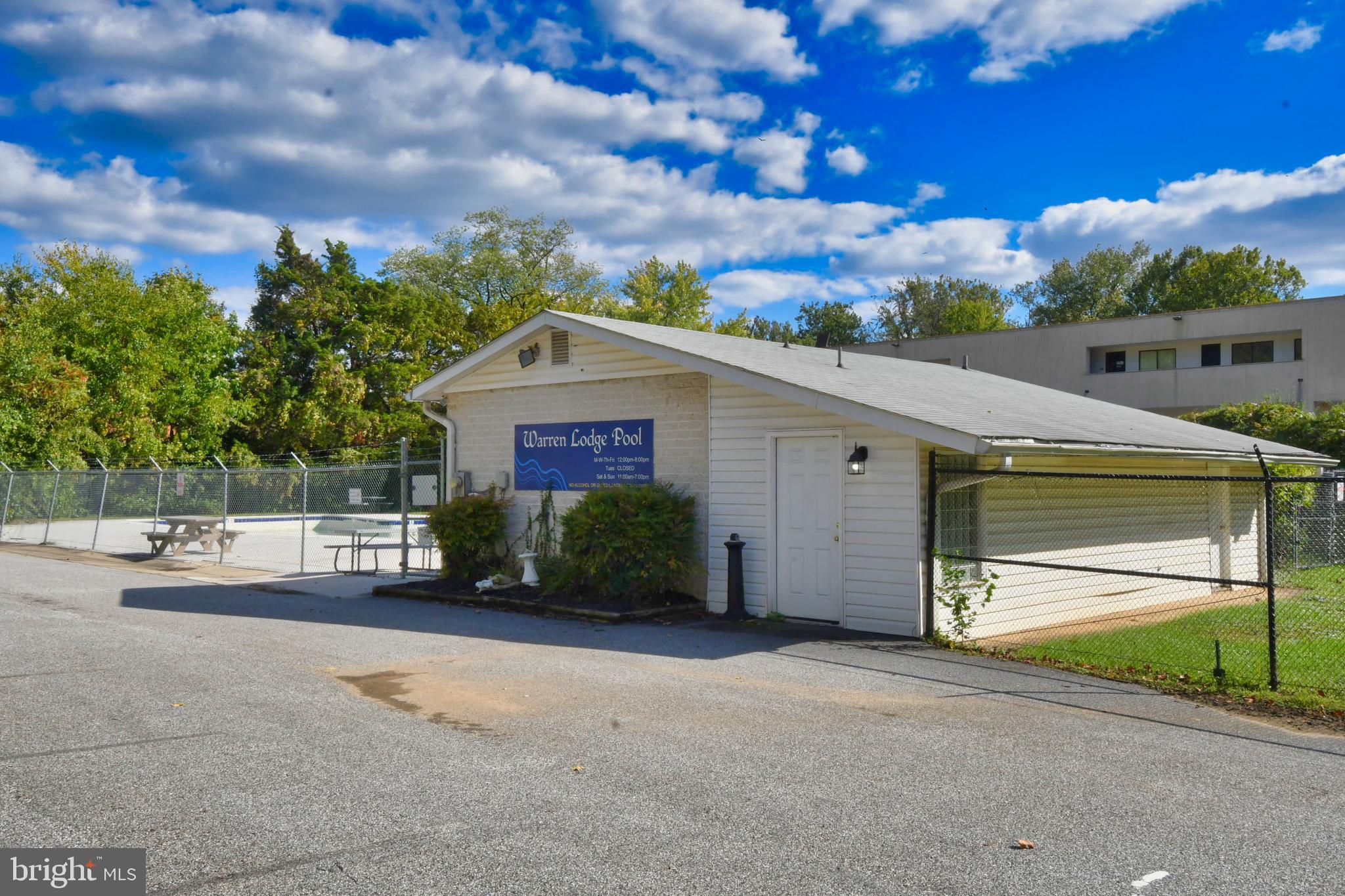 WARREN LODGE - Residential