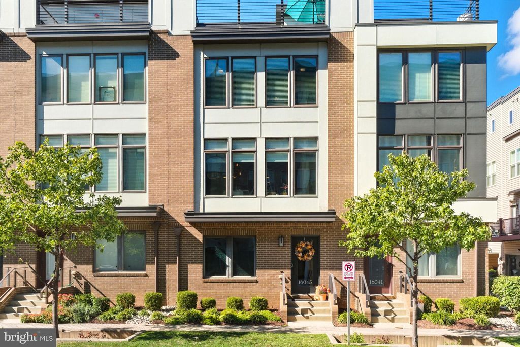 Photo of 16045 Bowery Street, ROCKVILLE, MD 20855 (MLS # MDMC2201436)