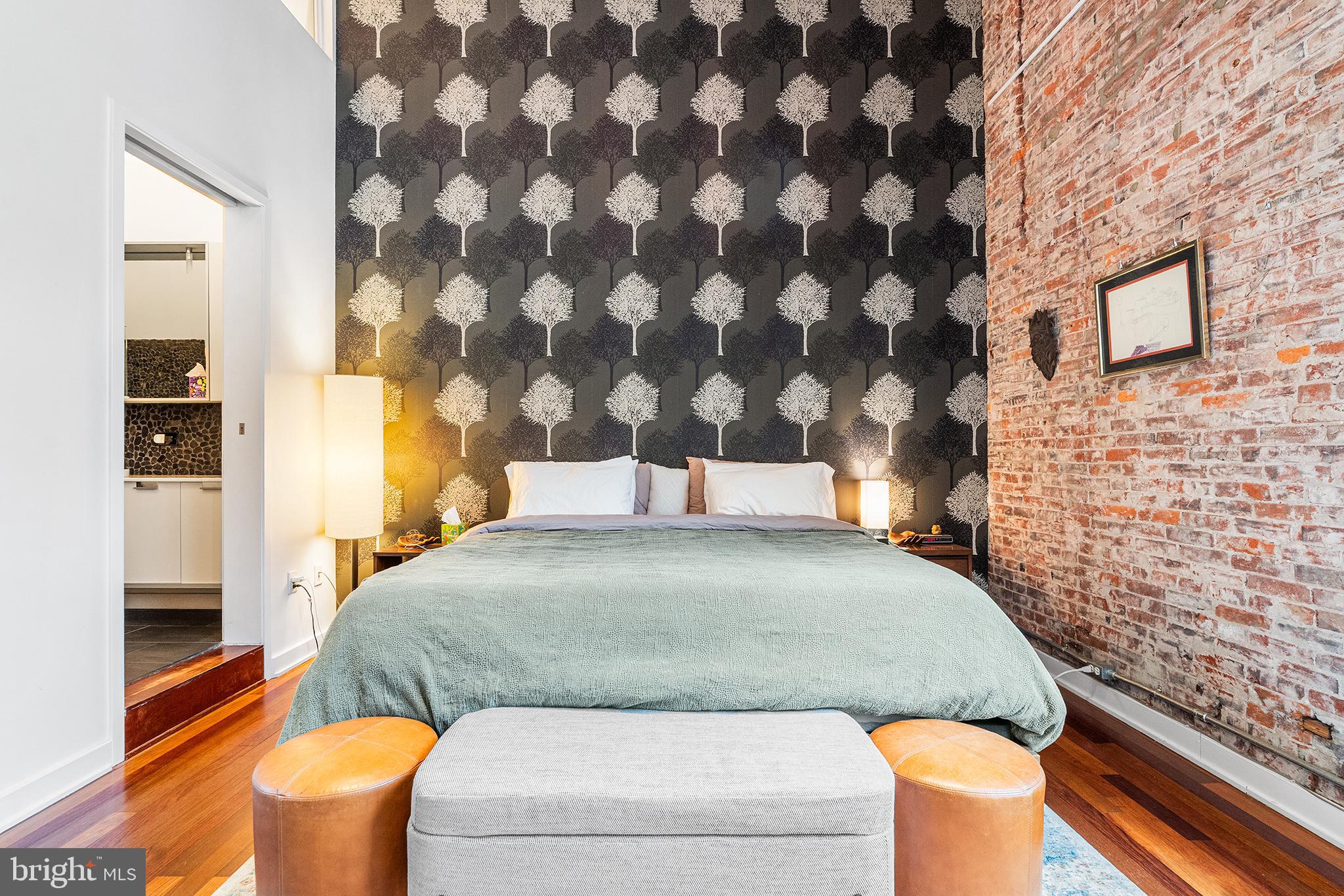 CENTER CITY - Residential