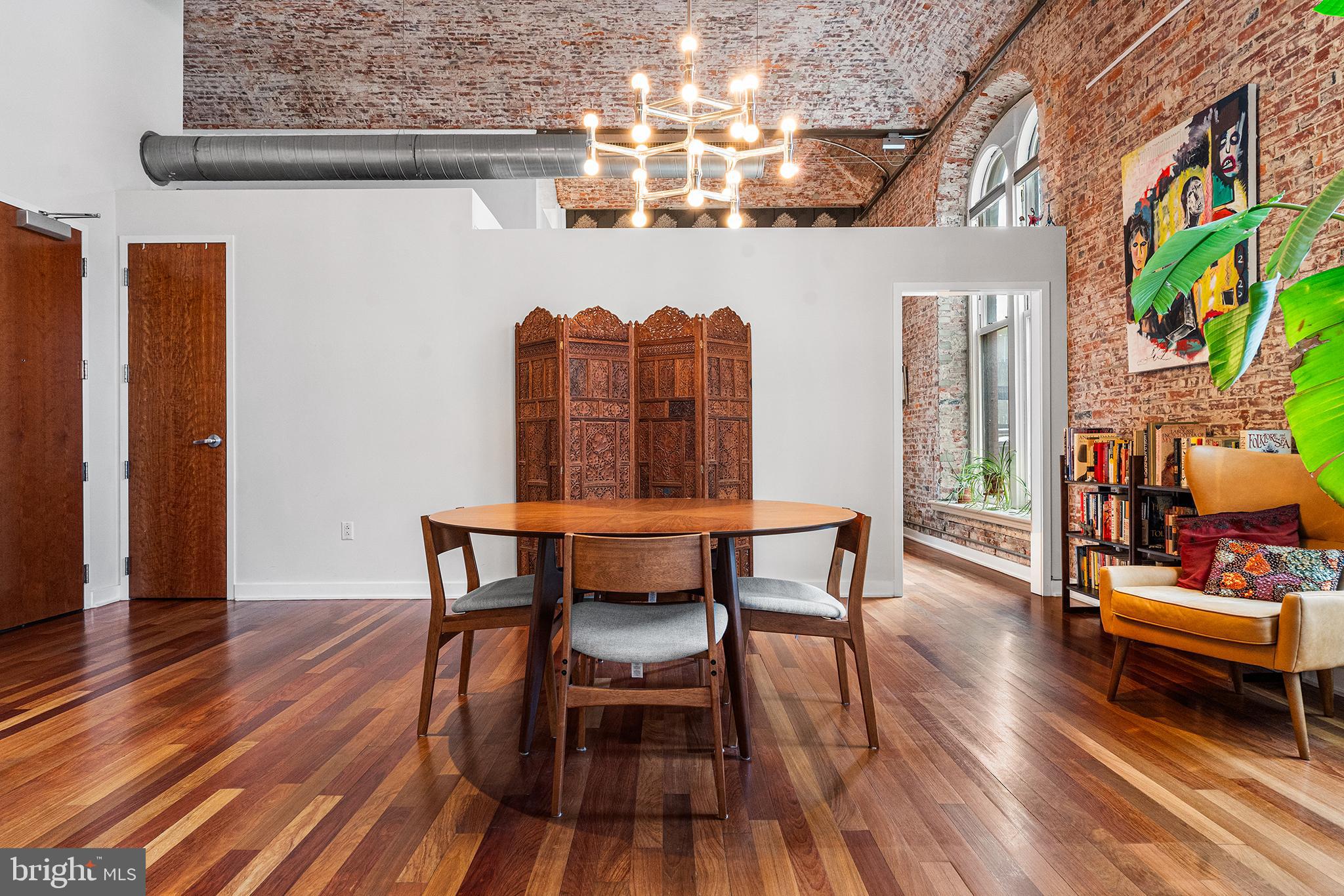 CENTER CITY - Residential