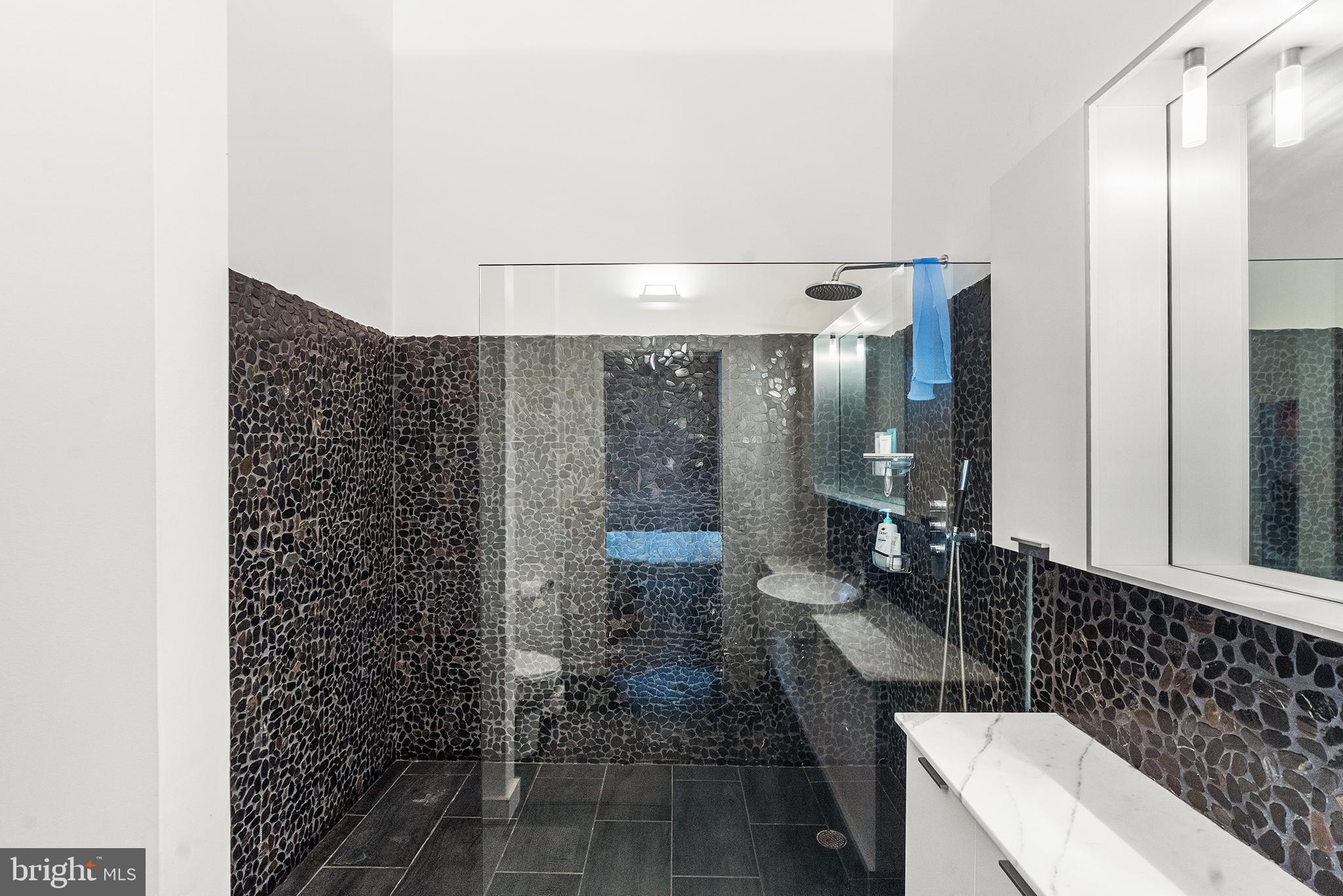 CENTER CITY - Residential