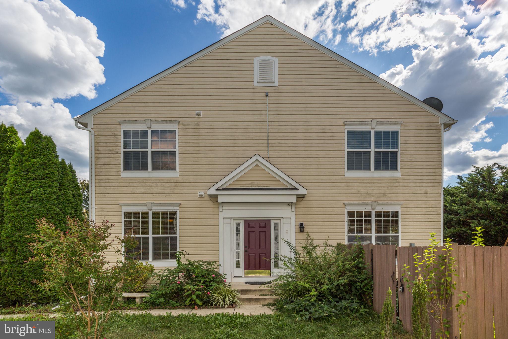 KENSINGTON VILLAS - Residential Lease