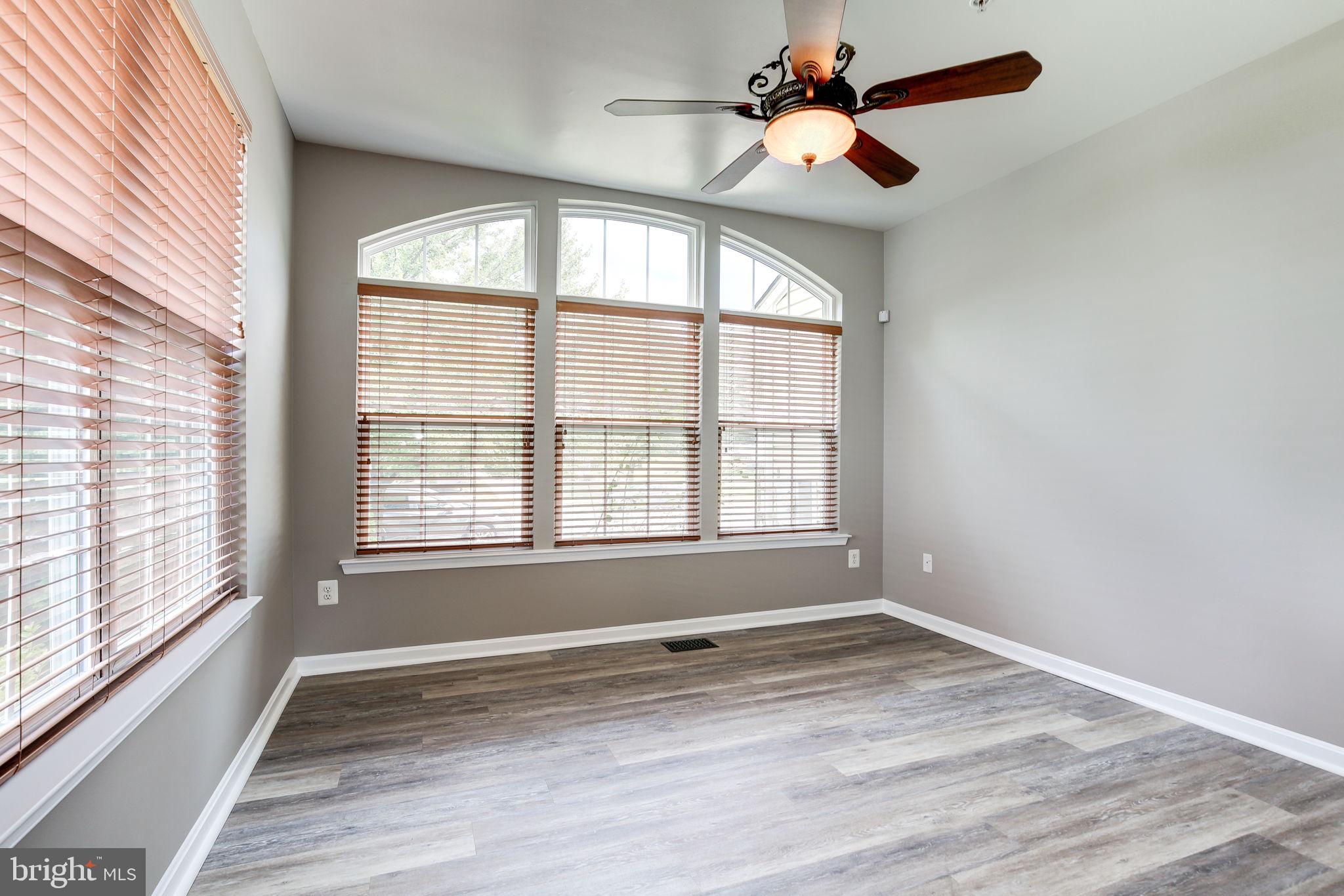 KENSINGTON VILLAS - Residential Lease