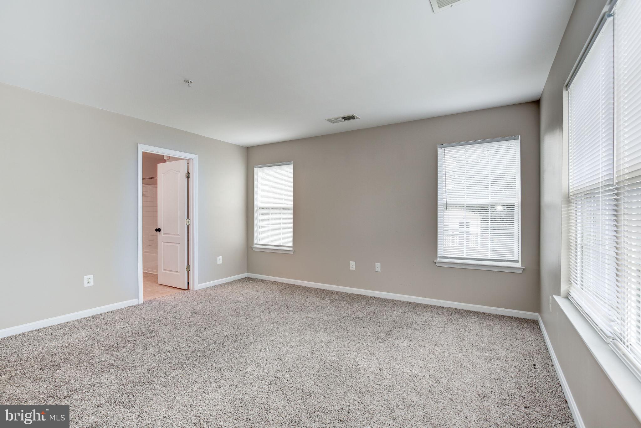 KENSINGTON VILLAS - Residential Lease