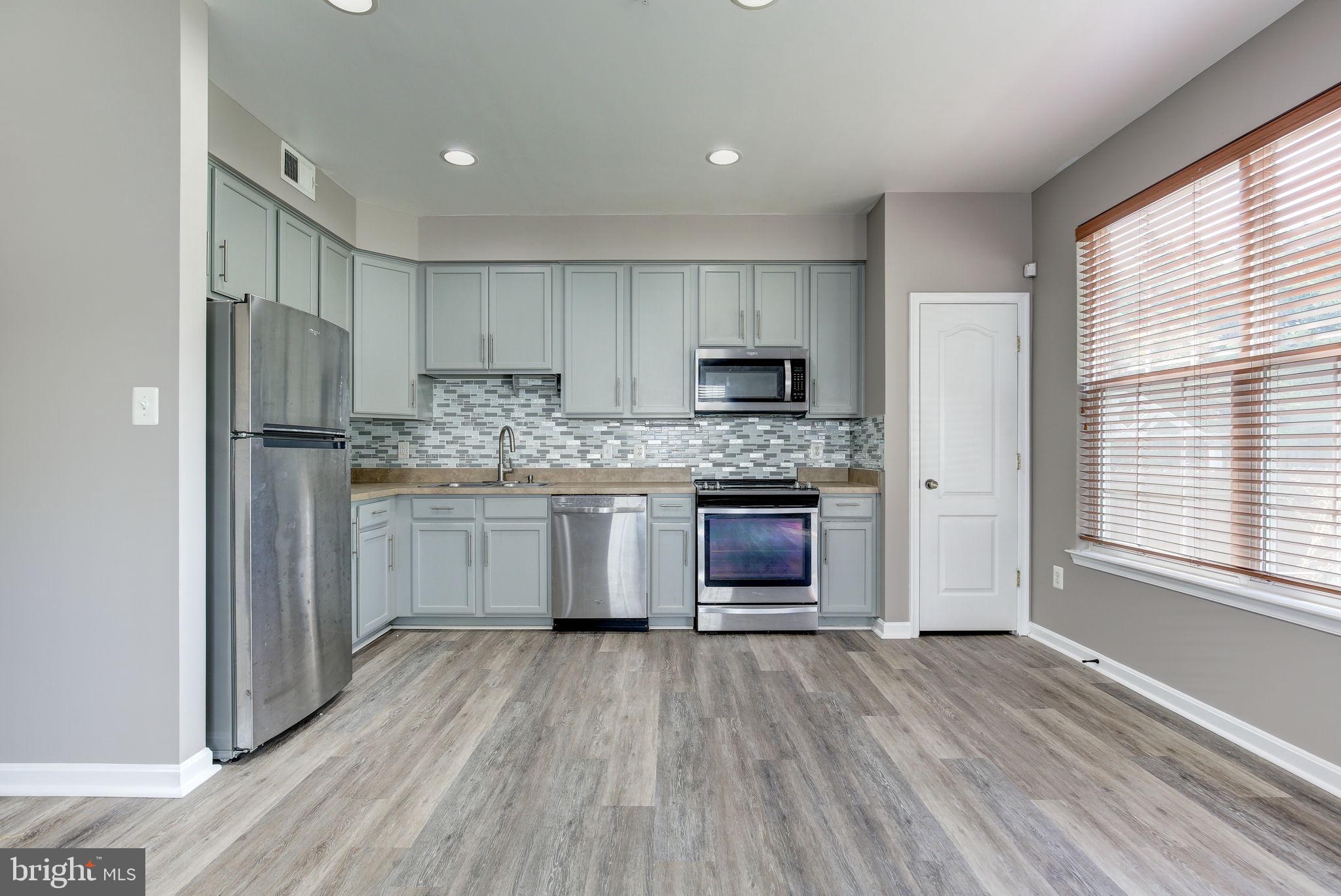 KENSINGTON VILLAS - Residential Lease