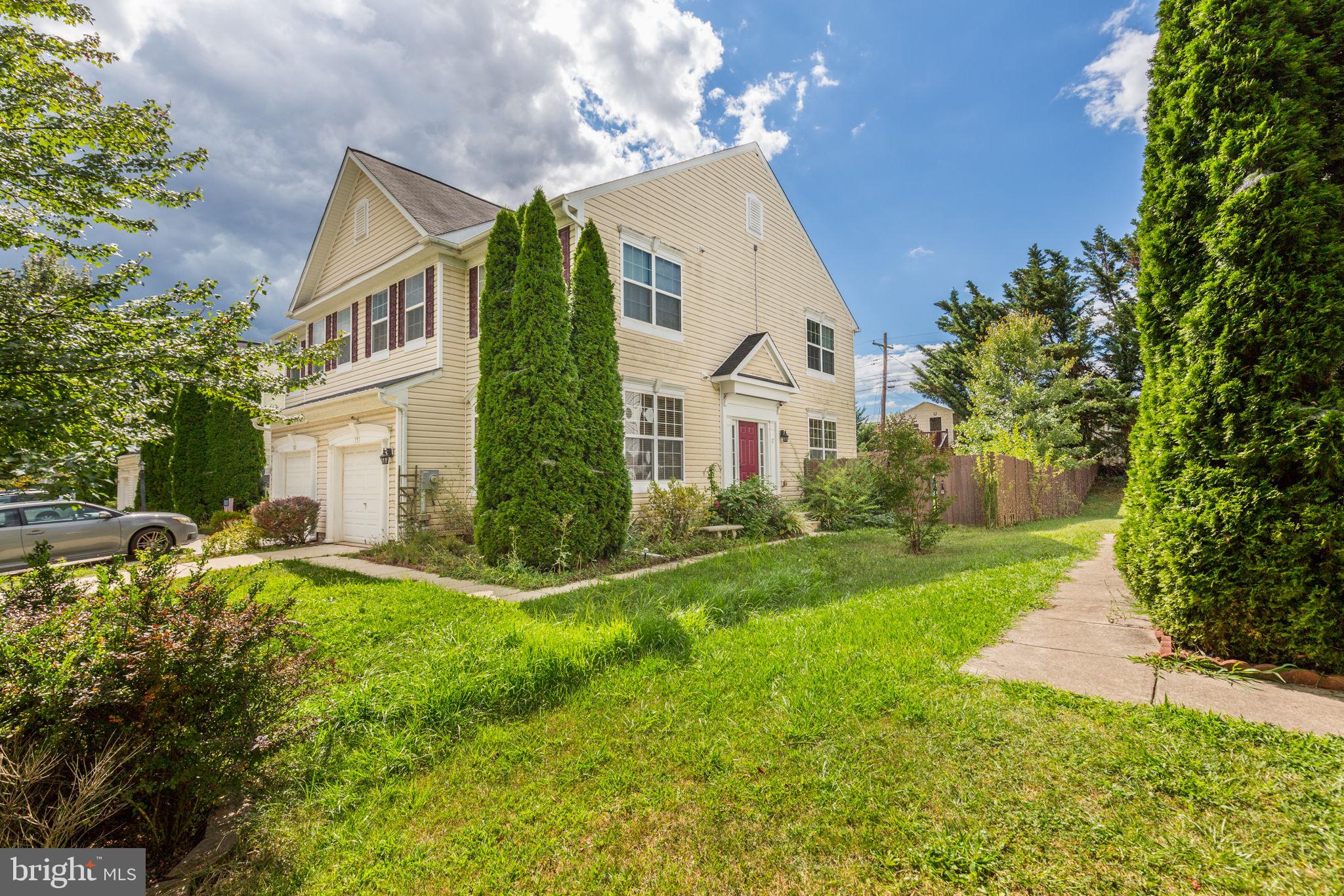 KENSINGTON VILLAS - Residential Lease