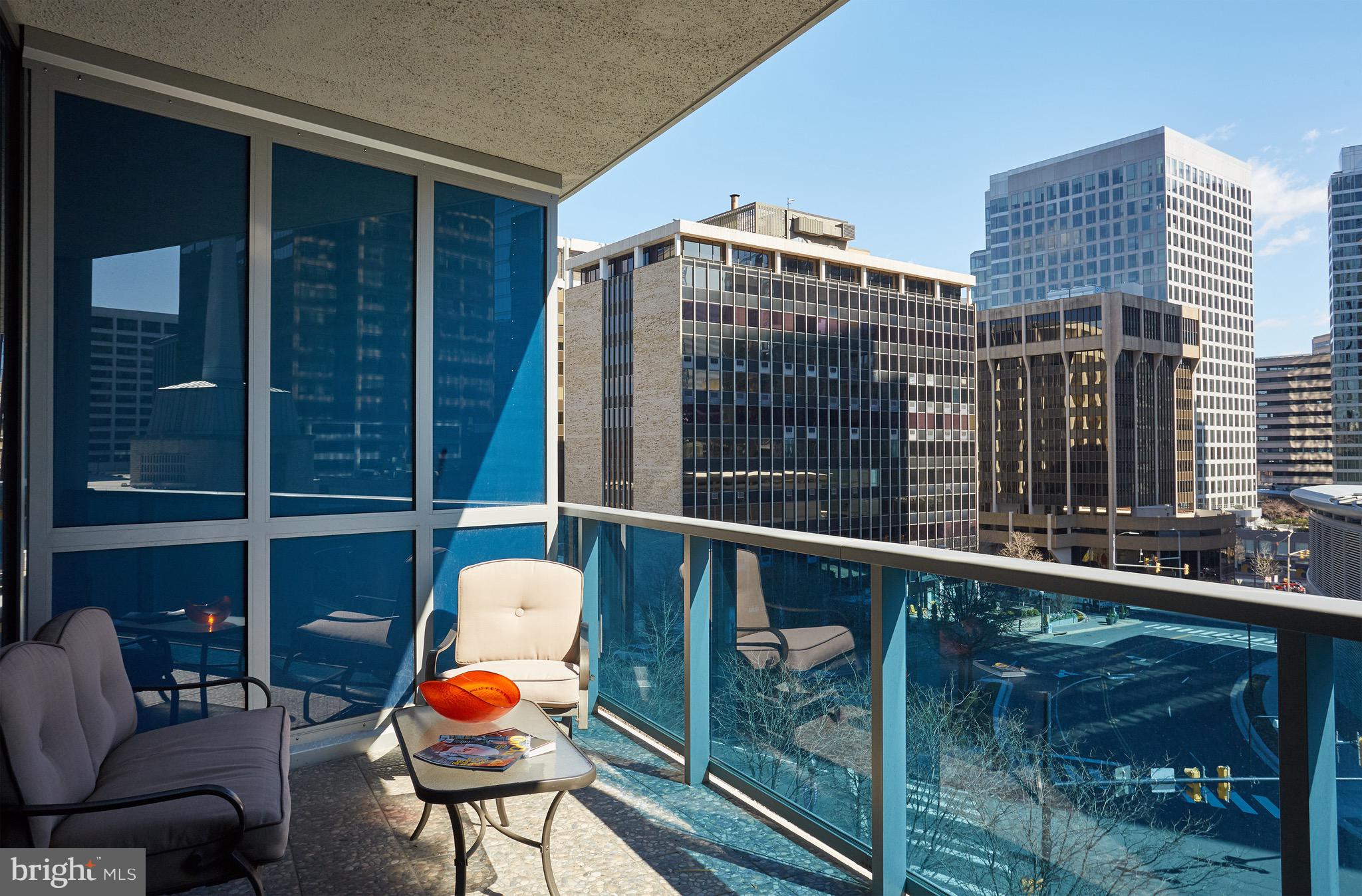 TURNBERRY TOWER - Residential Lease