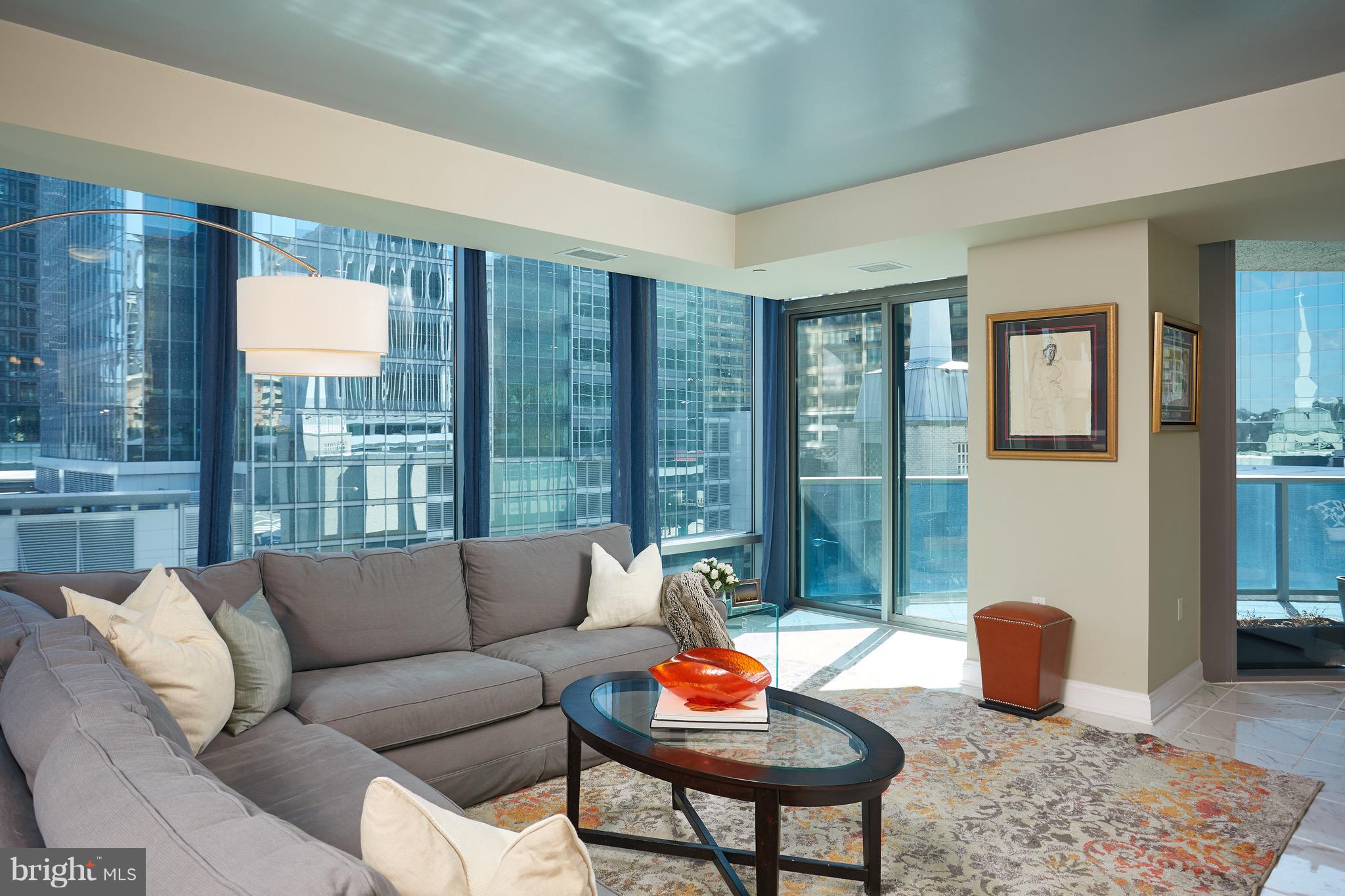 TURNBERRY TOWER - Residential Lease