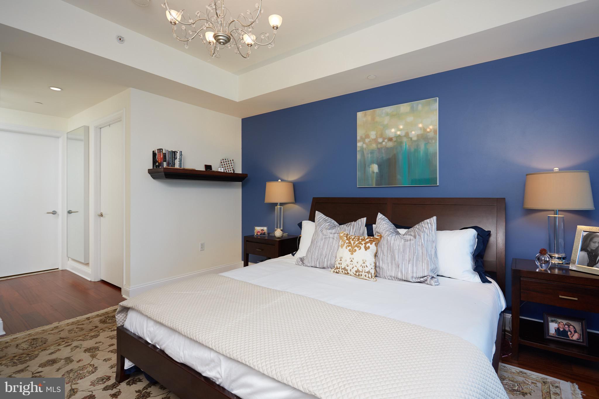 TURNBERRY TOWER - Residential Lease