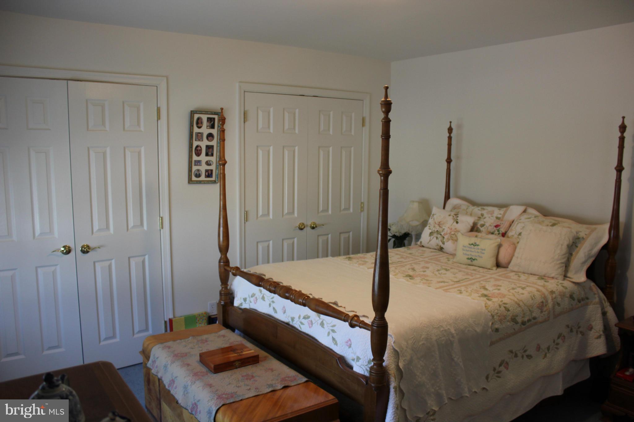 WILLOW WOODS - Residential