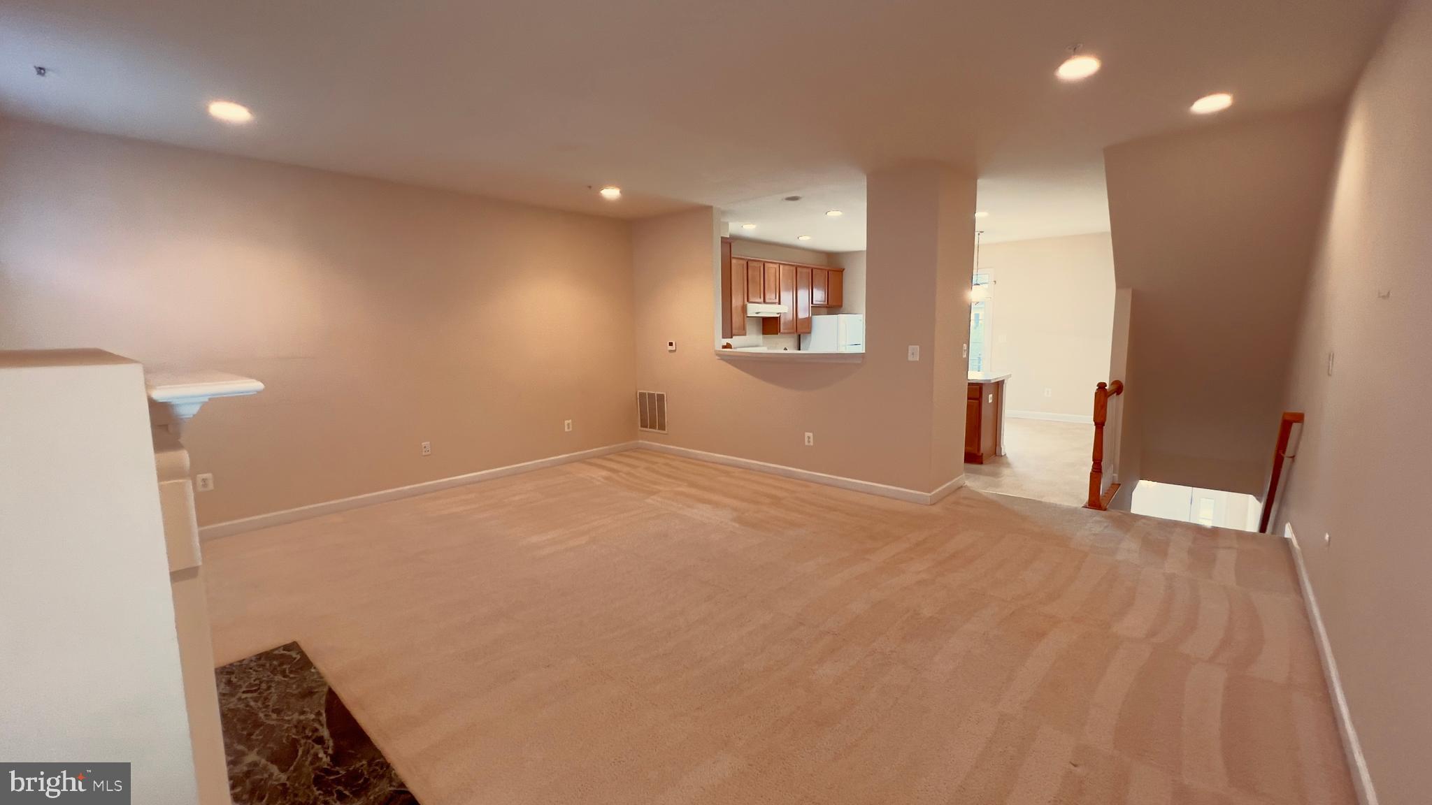 HIGHLANDS AT CLARKSBURG - Residential Lease