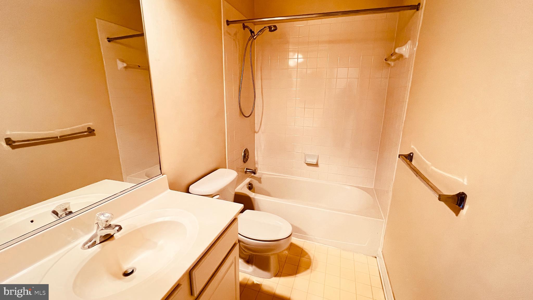 HIGHLANDS AT CLARKSBURG - Residential Lease