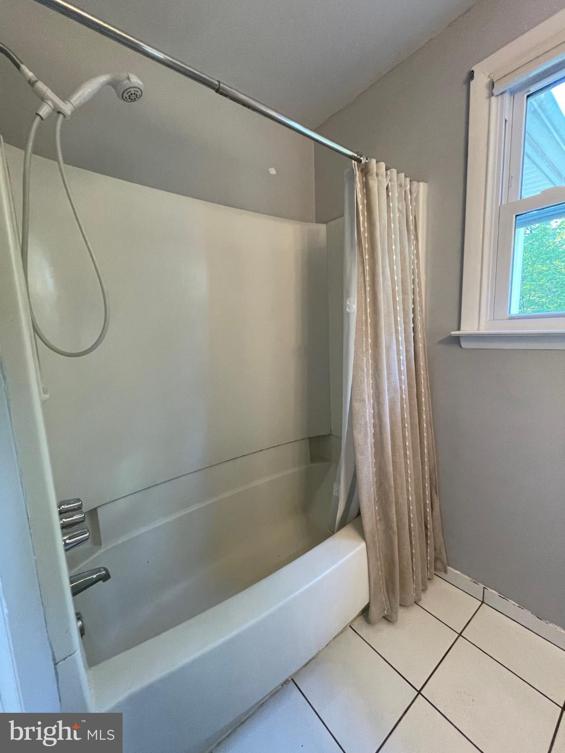 BRYN GWELED HOMEST - Residential