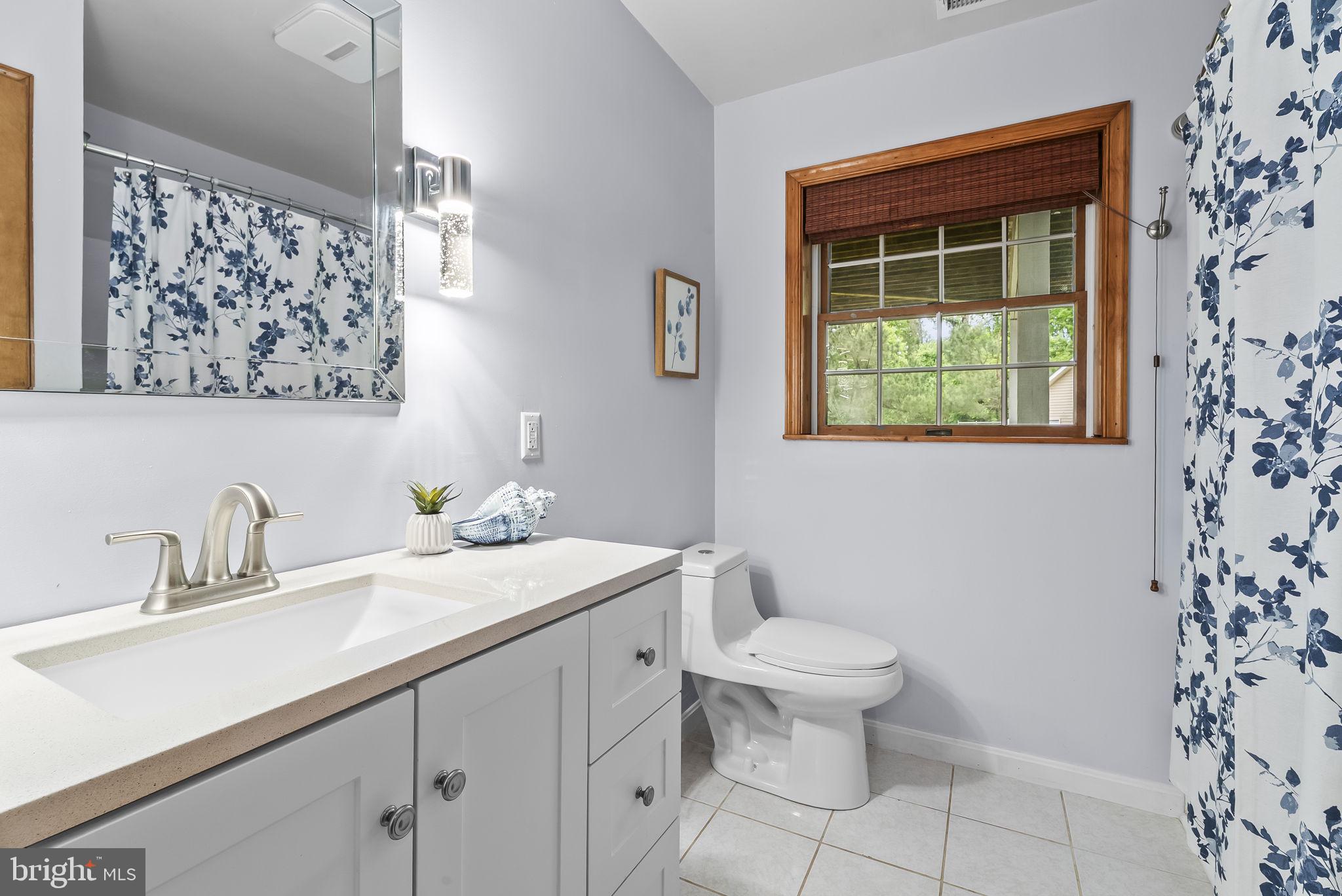 MEADOW OAKS - Residential