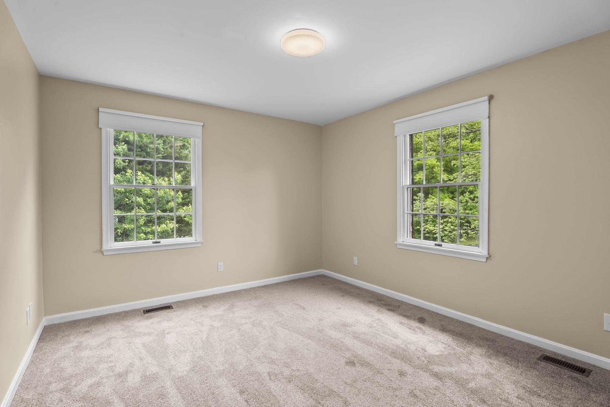 MEADOW OAKS - Residential