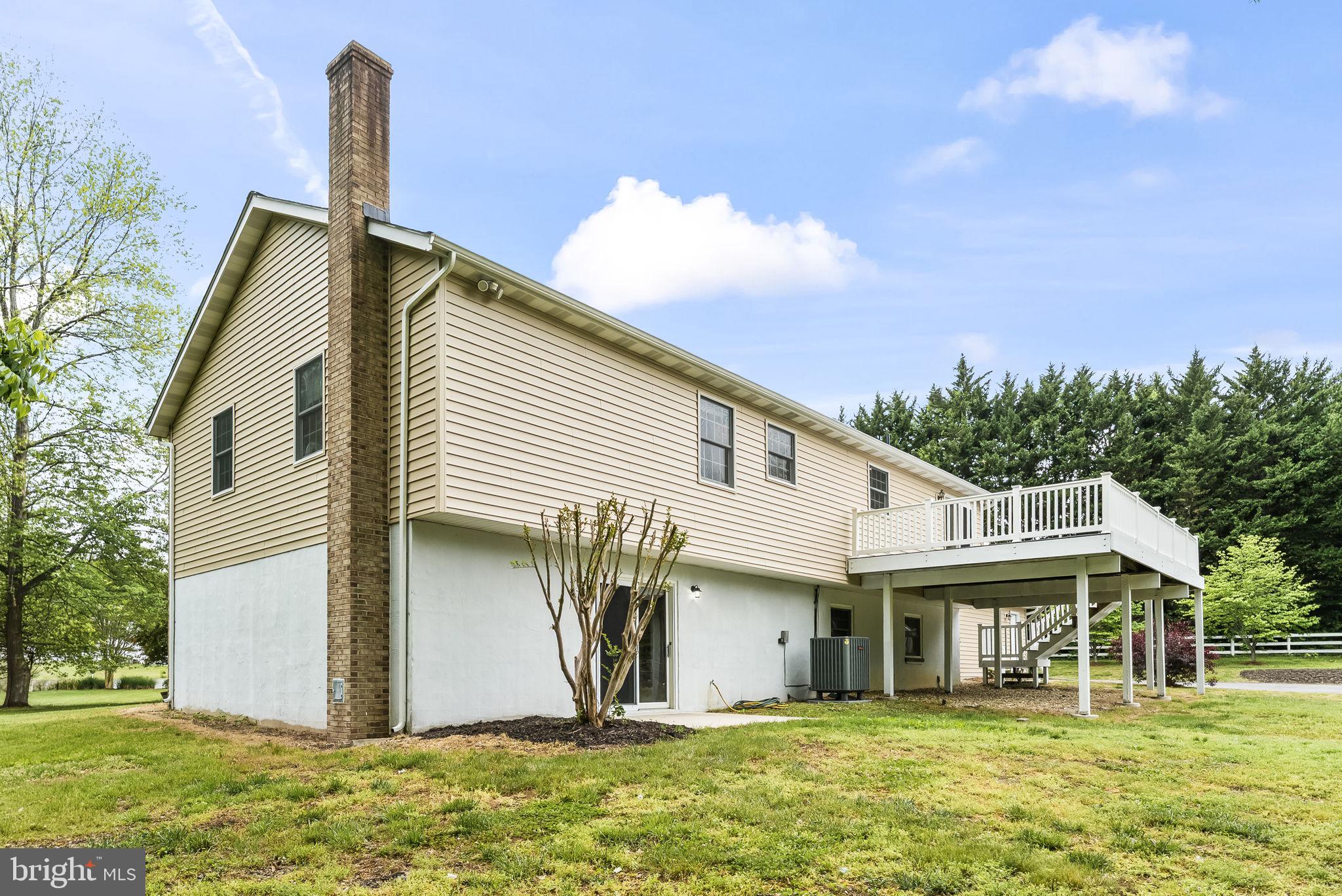 MEADOW OAKS - Residential