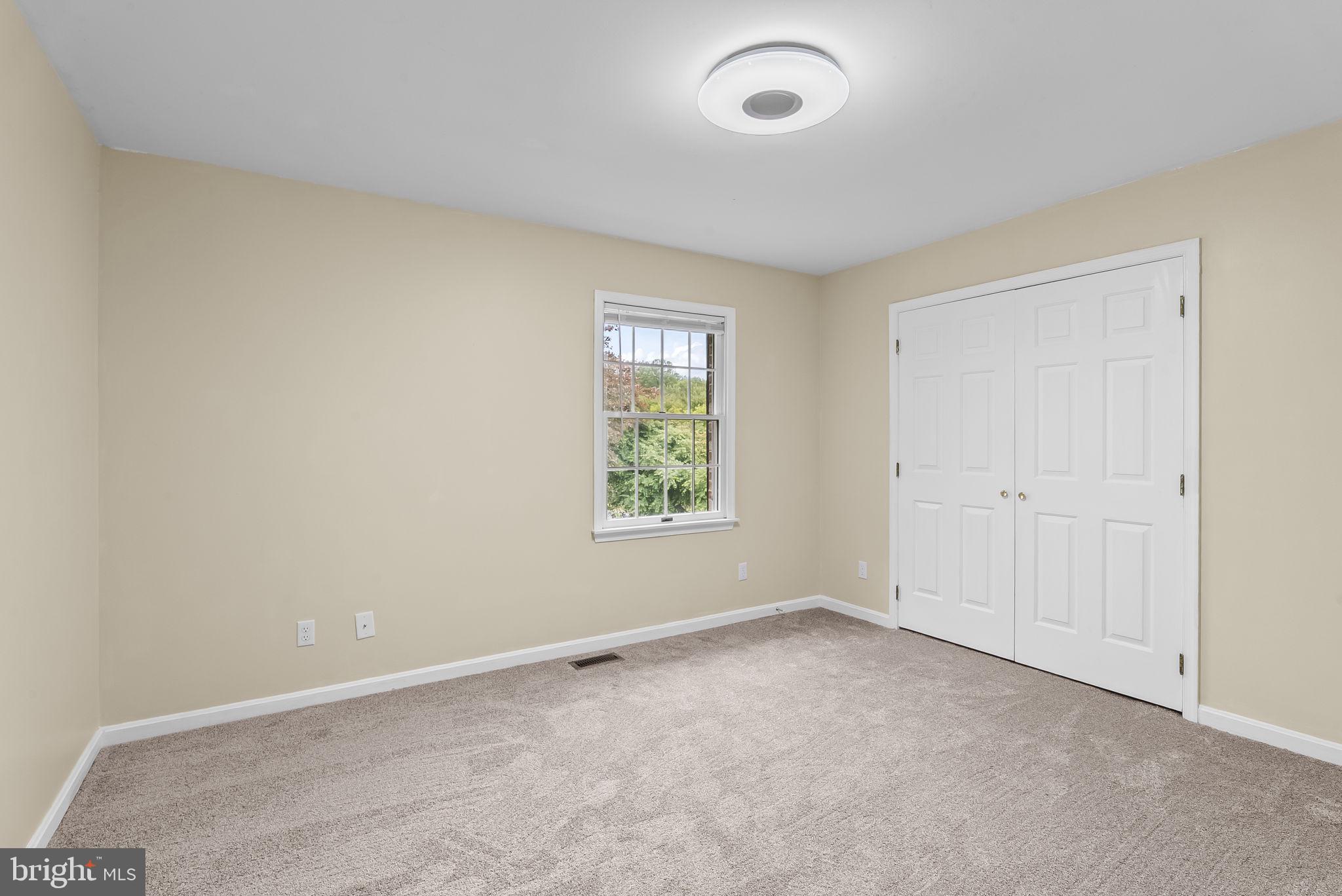 MEADOW OAKS - Residential