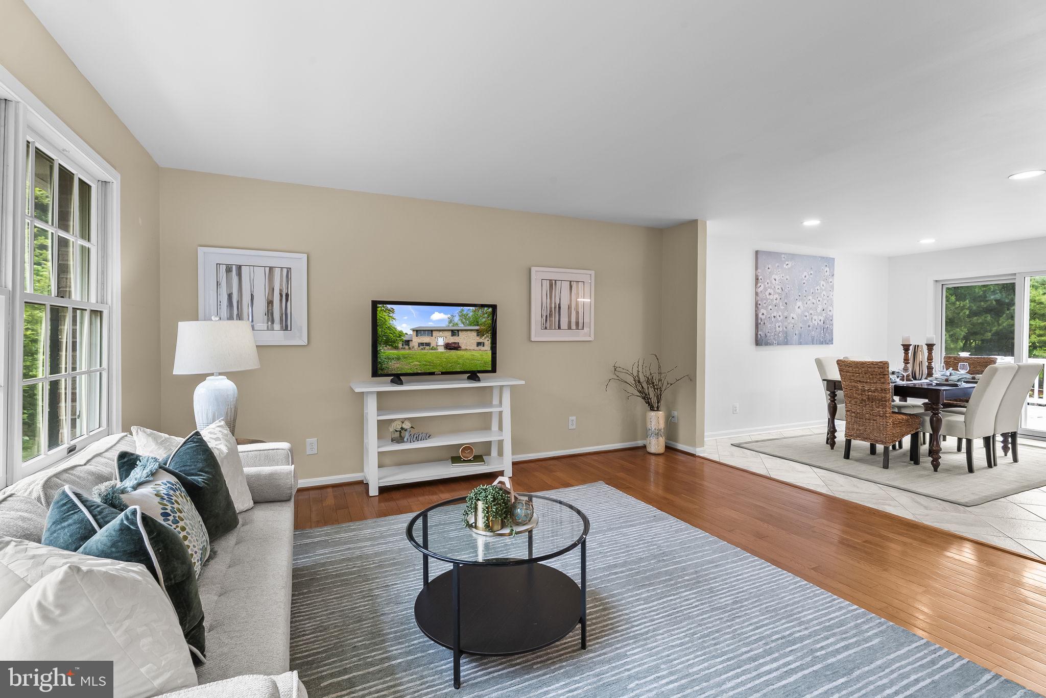 MEADOW OAKS - Residential