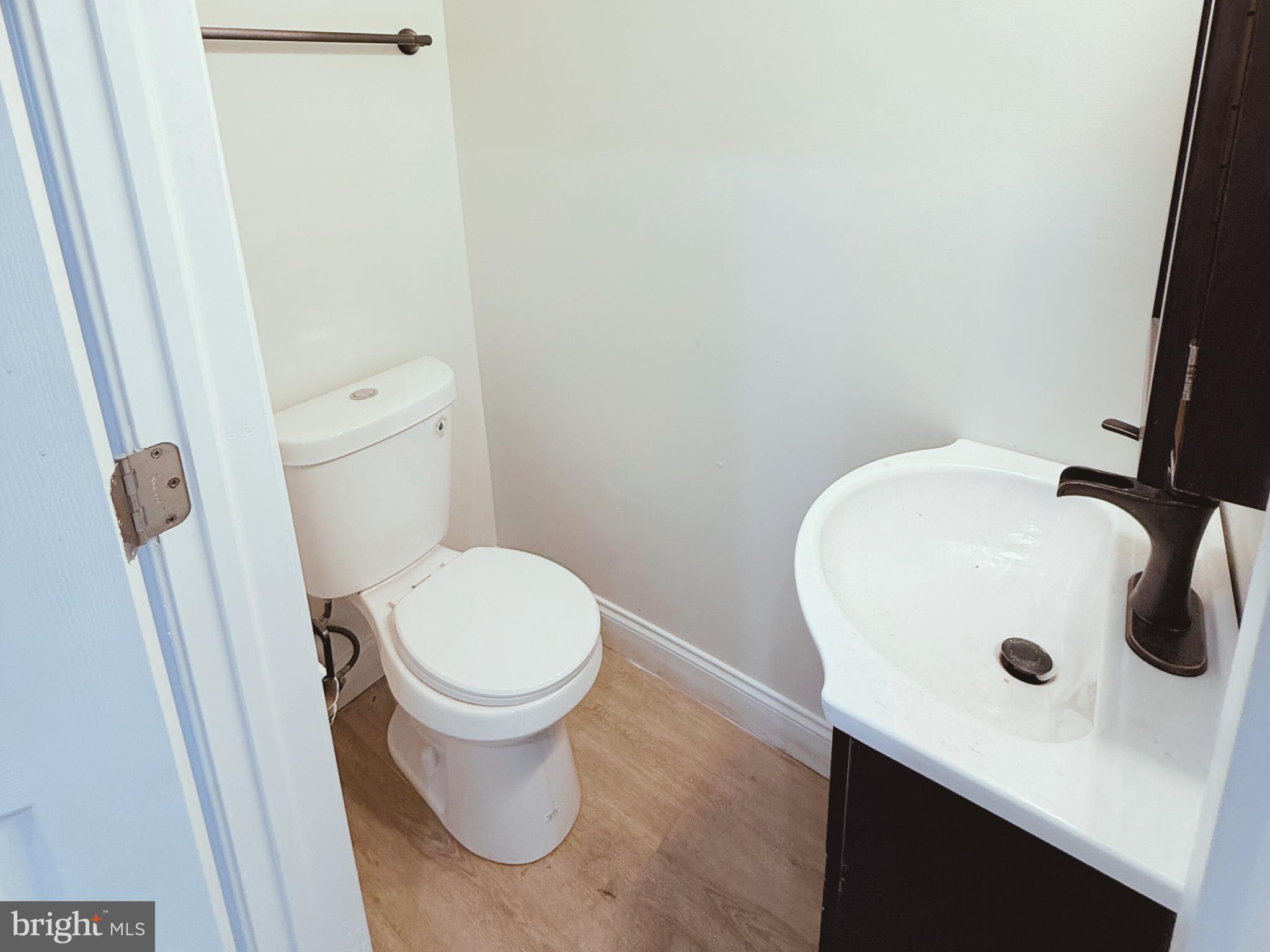 UPTON - Residential Lease