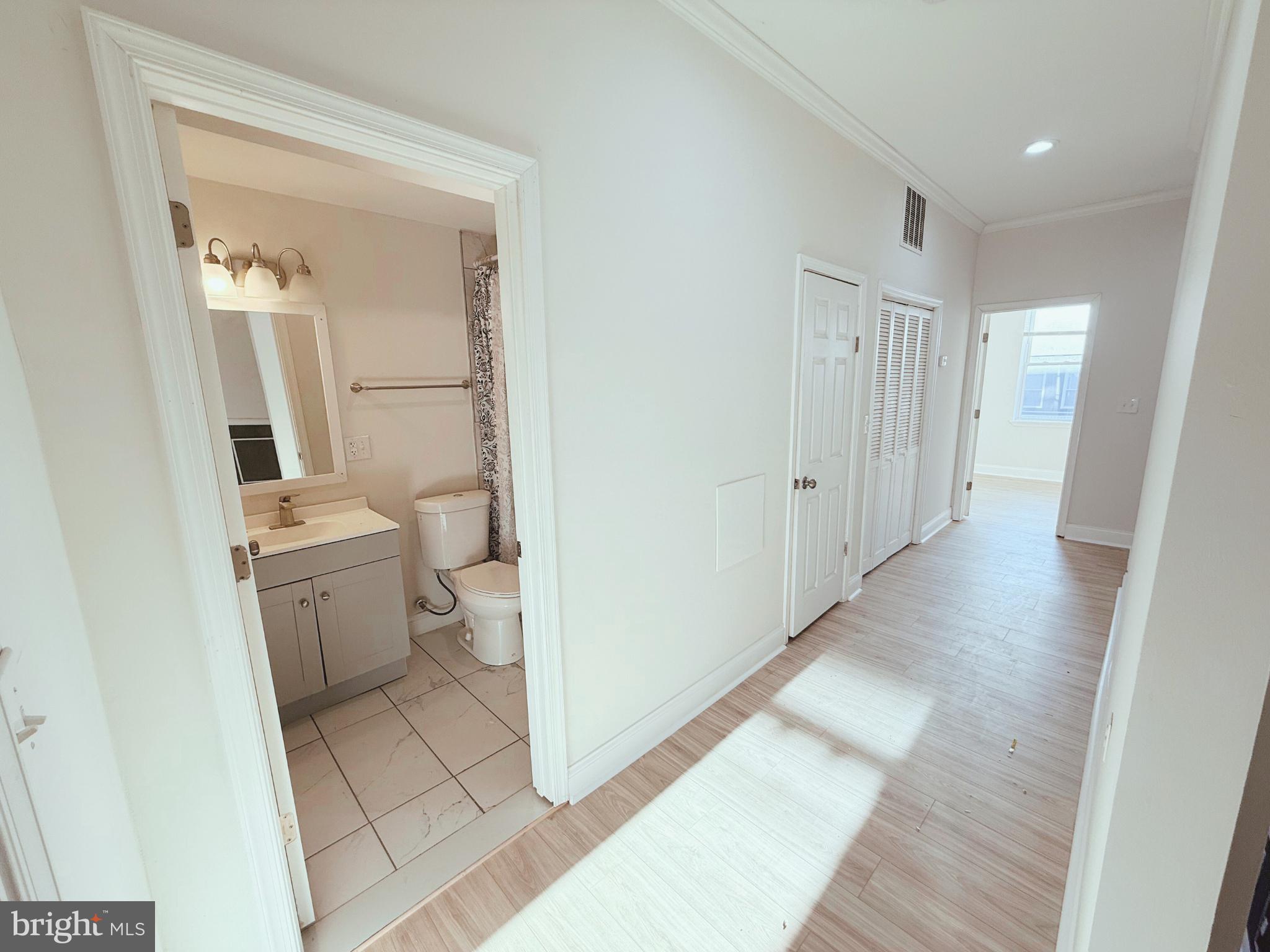 UPTON - Residential Lease