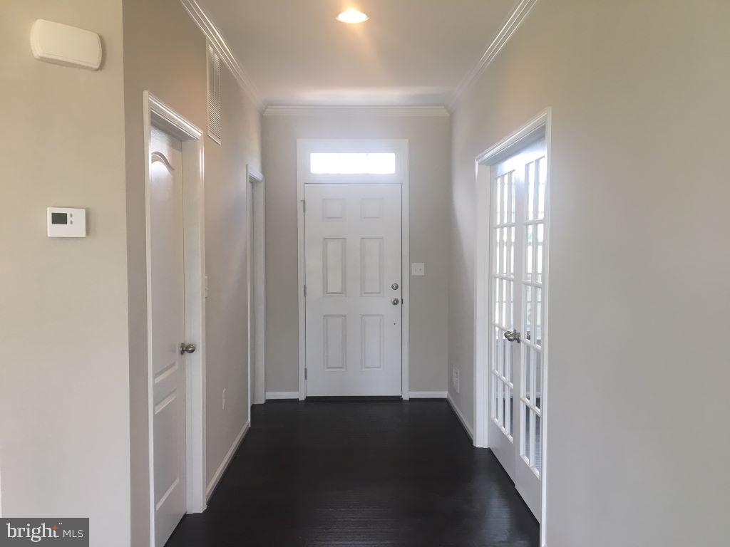 MCCAULEY CROSSING - Residential