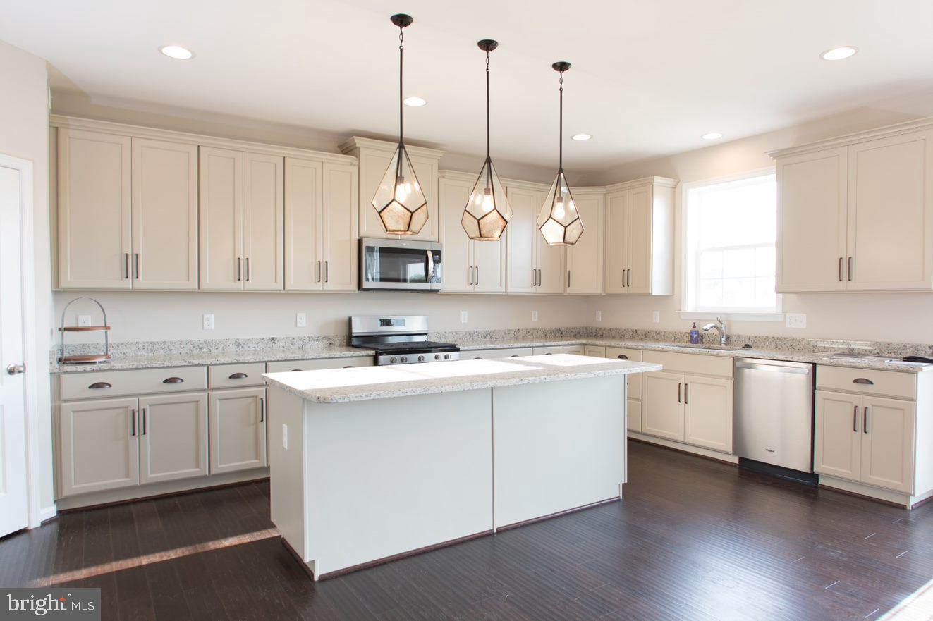 MCCAULEY CROSSING - Residential