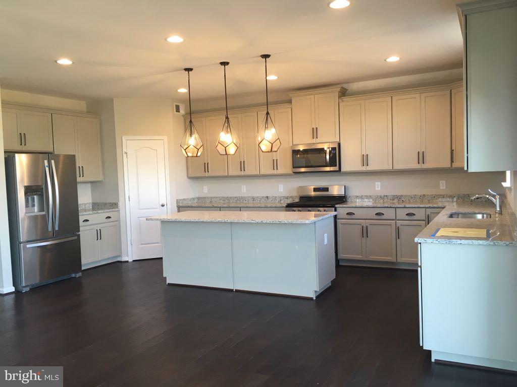 MCCAULEY CROSSING - Residential